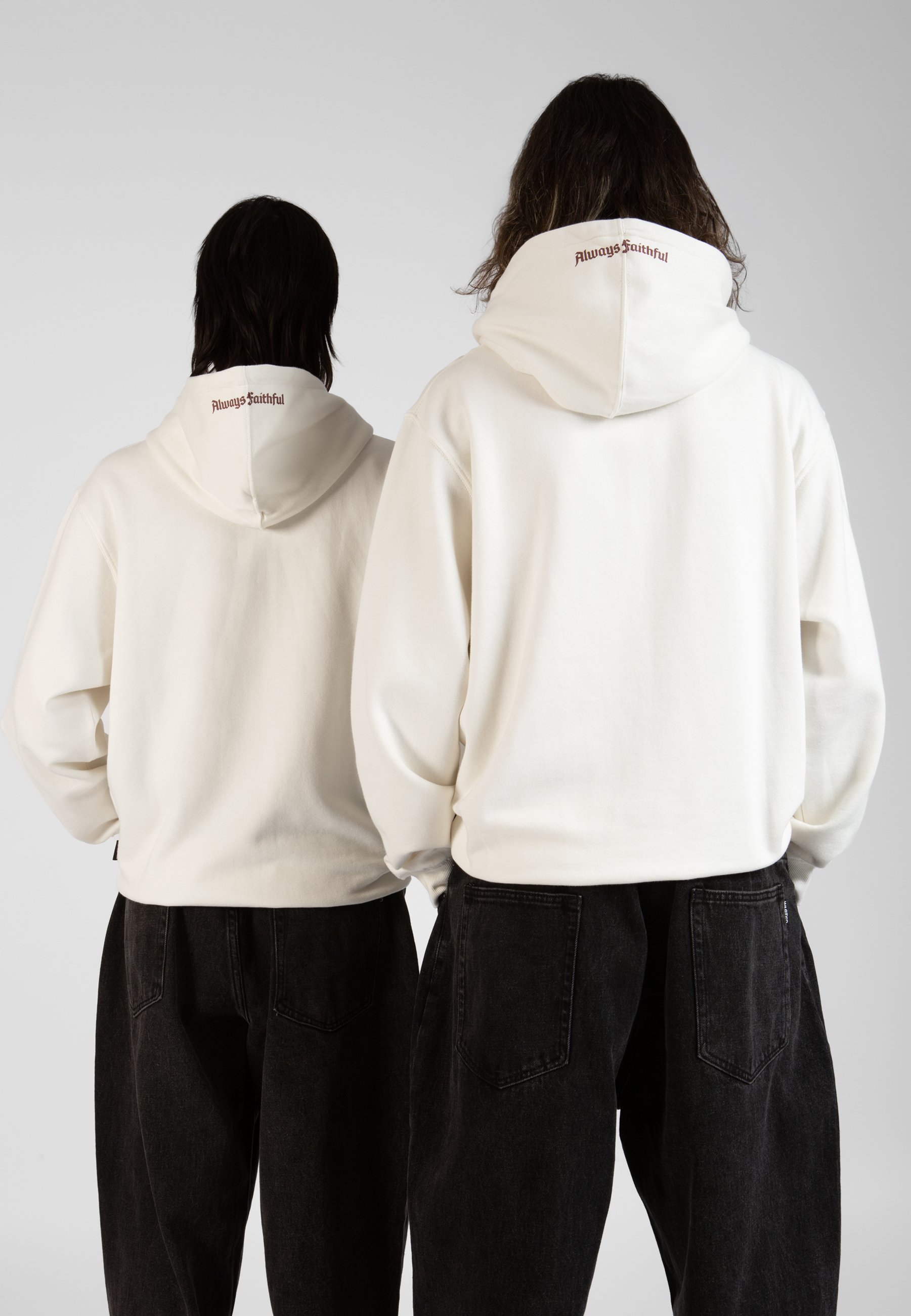 Verschwendete Pariser Sweatshirts