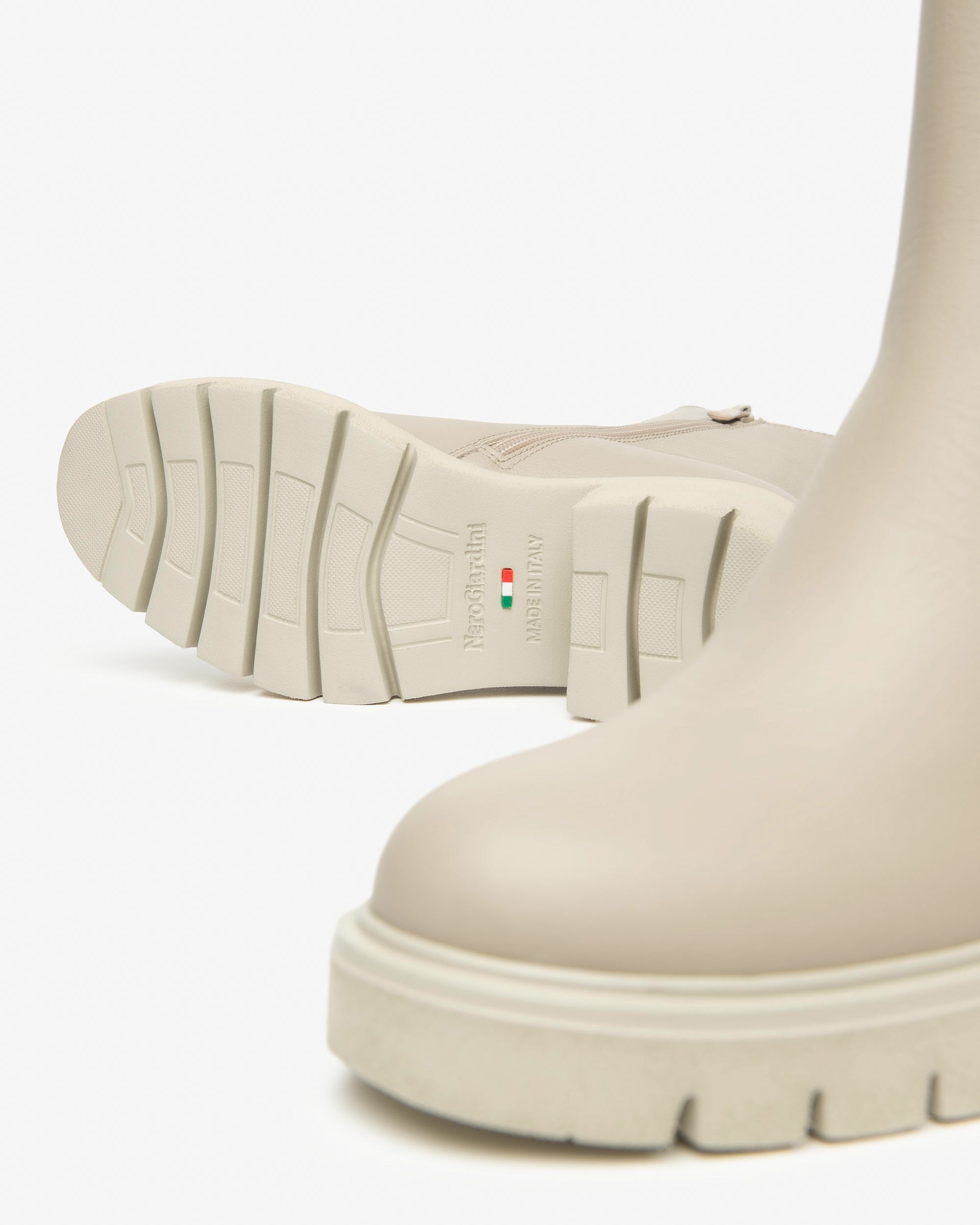  Bottines Chelsea en cuir pour femmes
