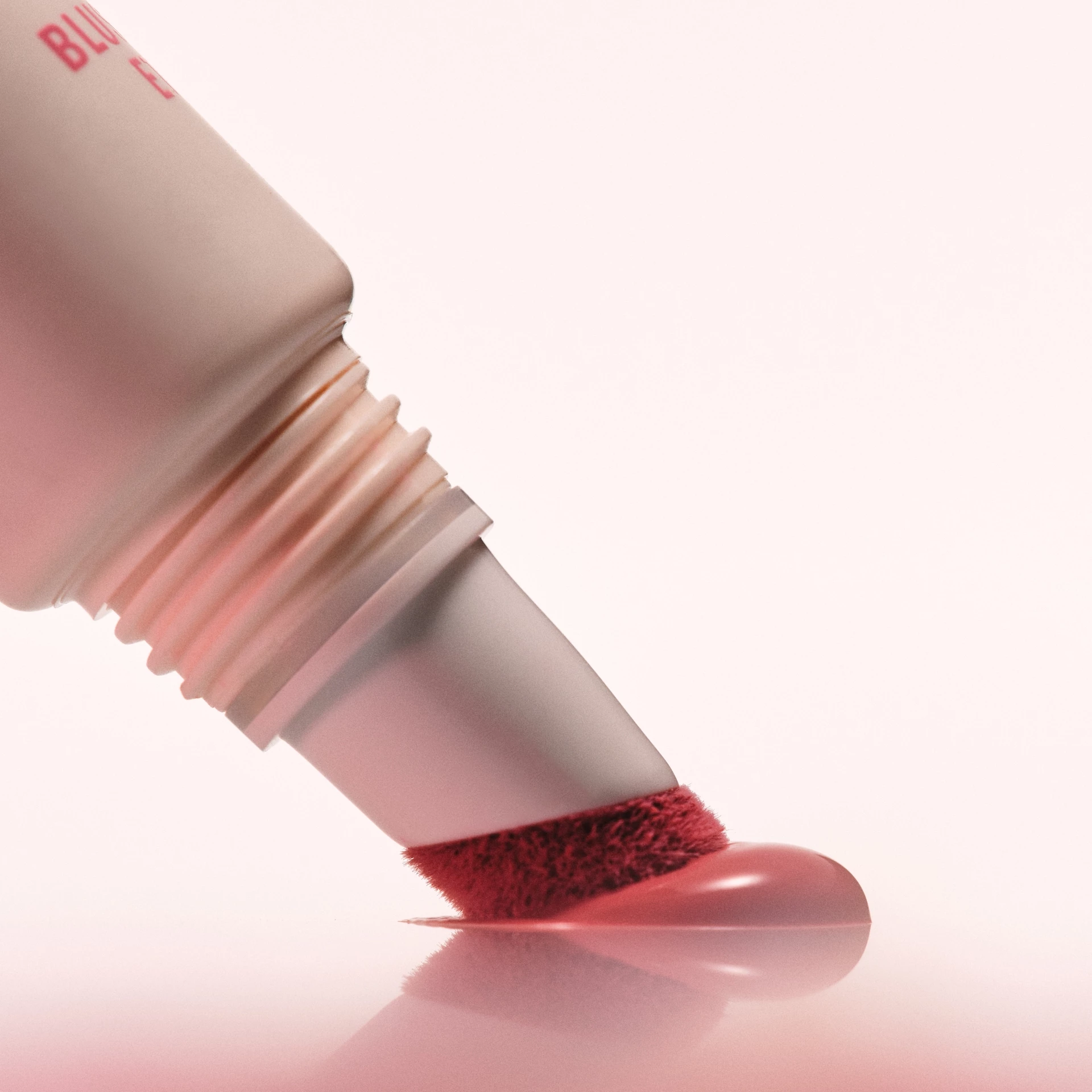 Vopsea de buze și obraji All Things Pink - Kylie By Kylie Jenner