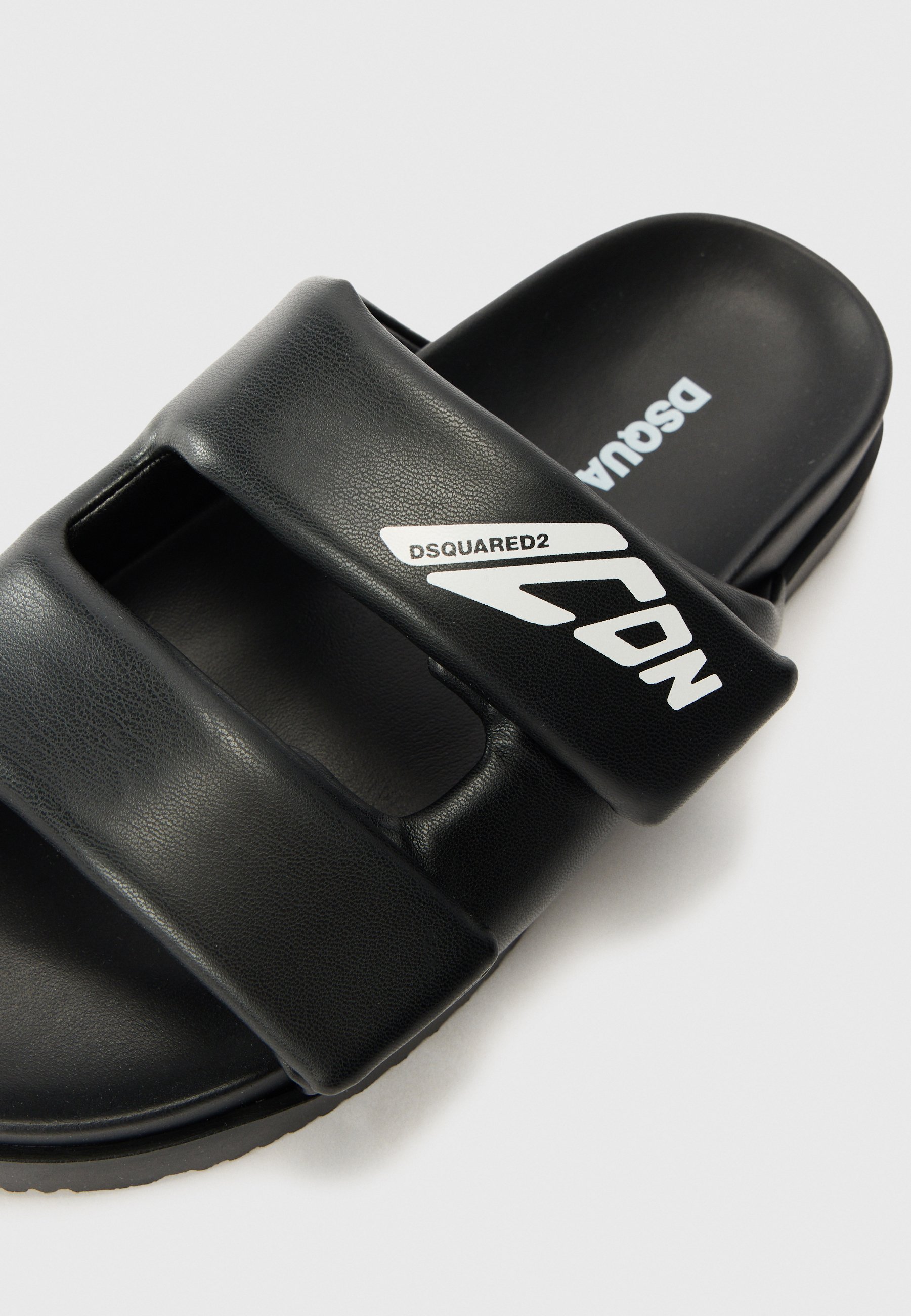 Chaussons DSQUARED2 ICON - noir/blanc