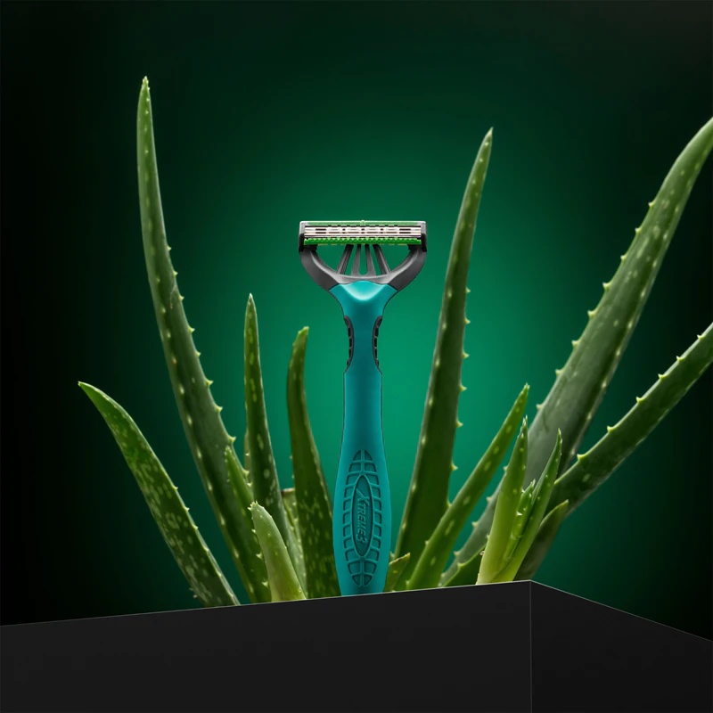 Brivnik Wilkinson Sword Xtreme 3 Sensitive + rezervne glave