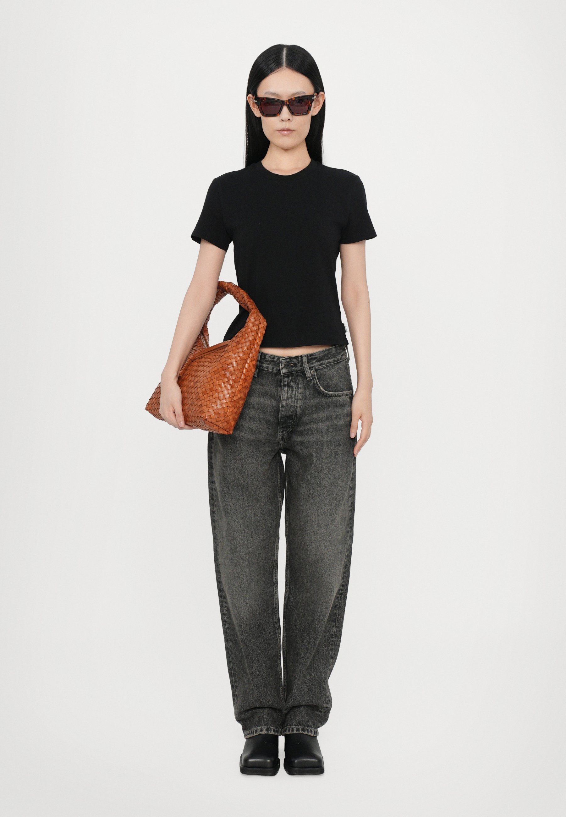 Won Hundred VERA - Basic T-shirt - gewassen zwart