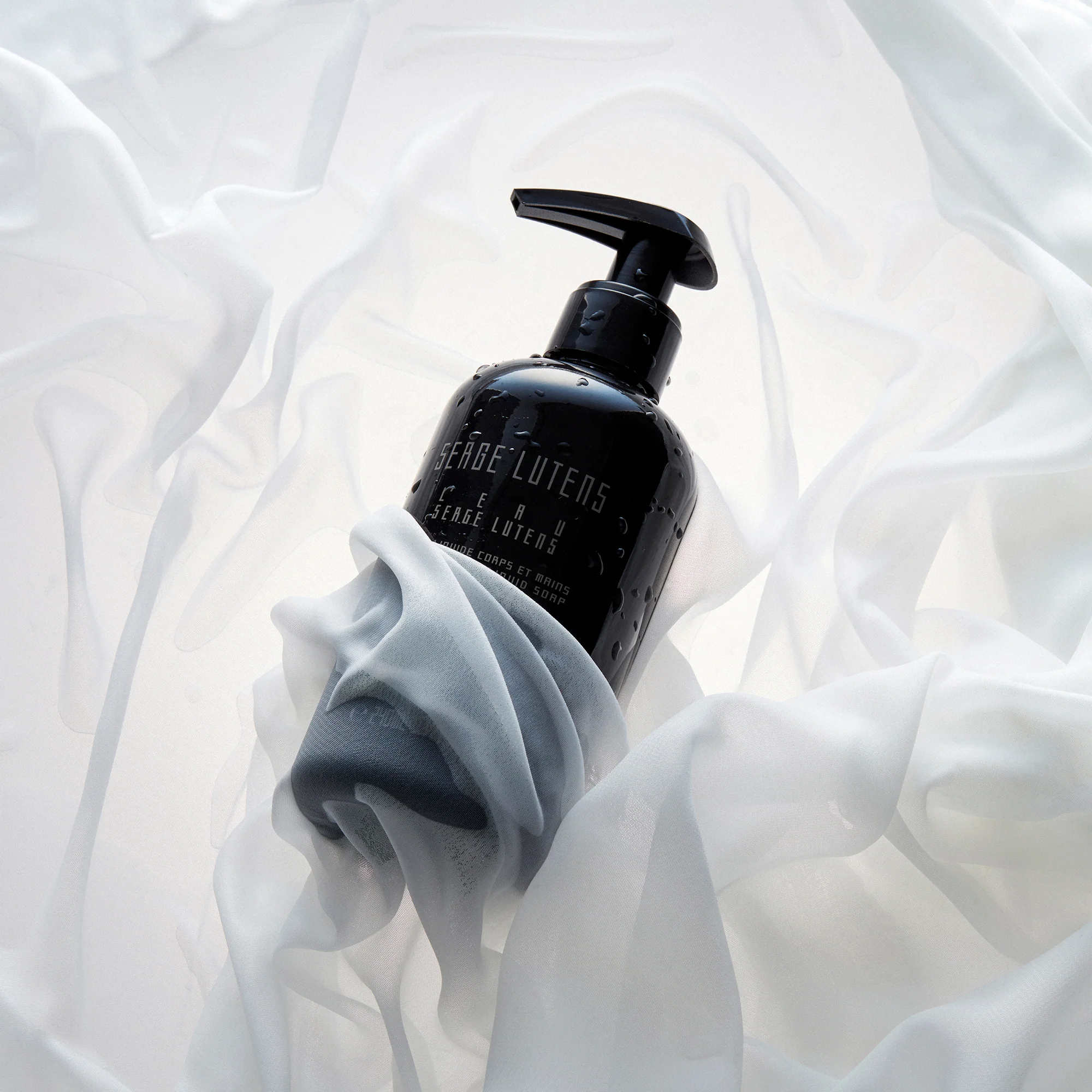 Matin Lutens L'Eau Serge Lutens - Gel Moussant Mains et Corps - Bagno e Doccia, Detergente Mani