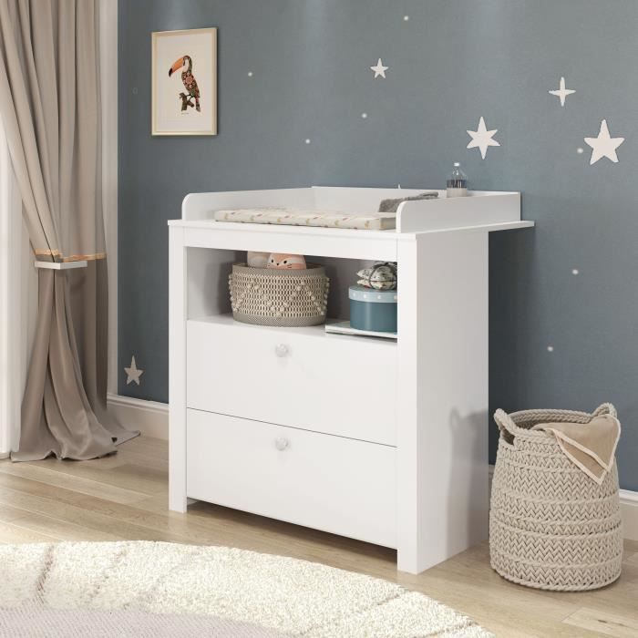 Conjunto de tres piezas para habitación infantil: cuna de 70 x 140 cm + cambiador + armario OLIVIA - Blanco - TREND TEAM