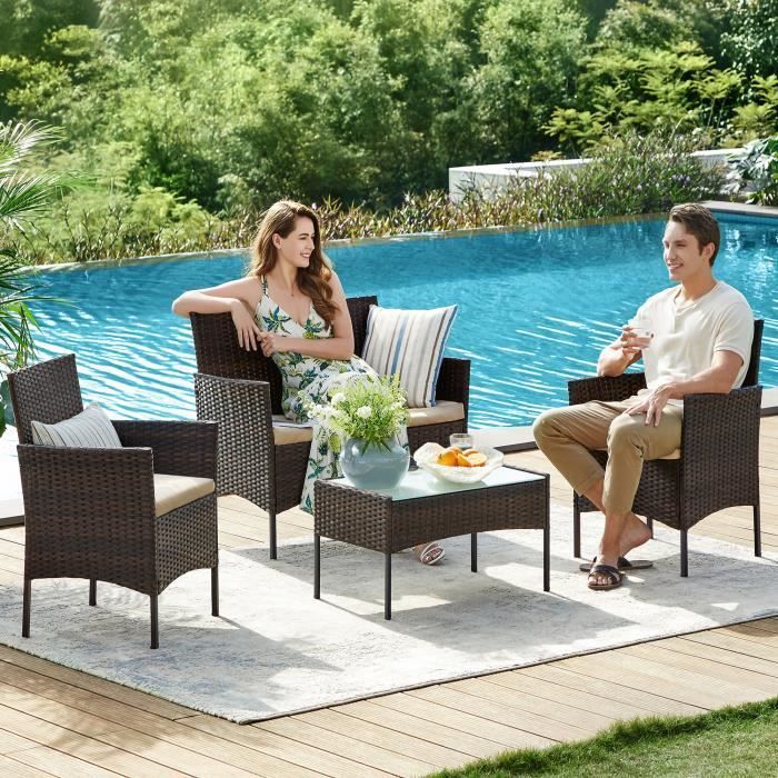 SONGMICS Salon de Jardin Extérieur,Surface Tressée en PE, Table et Chaises, pour Terrasse, Jardin, Balcon, Marron et Taupe GGF004K05