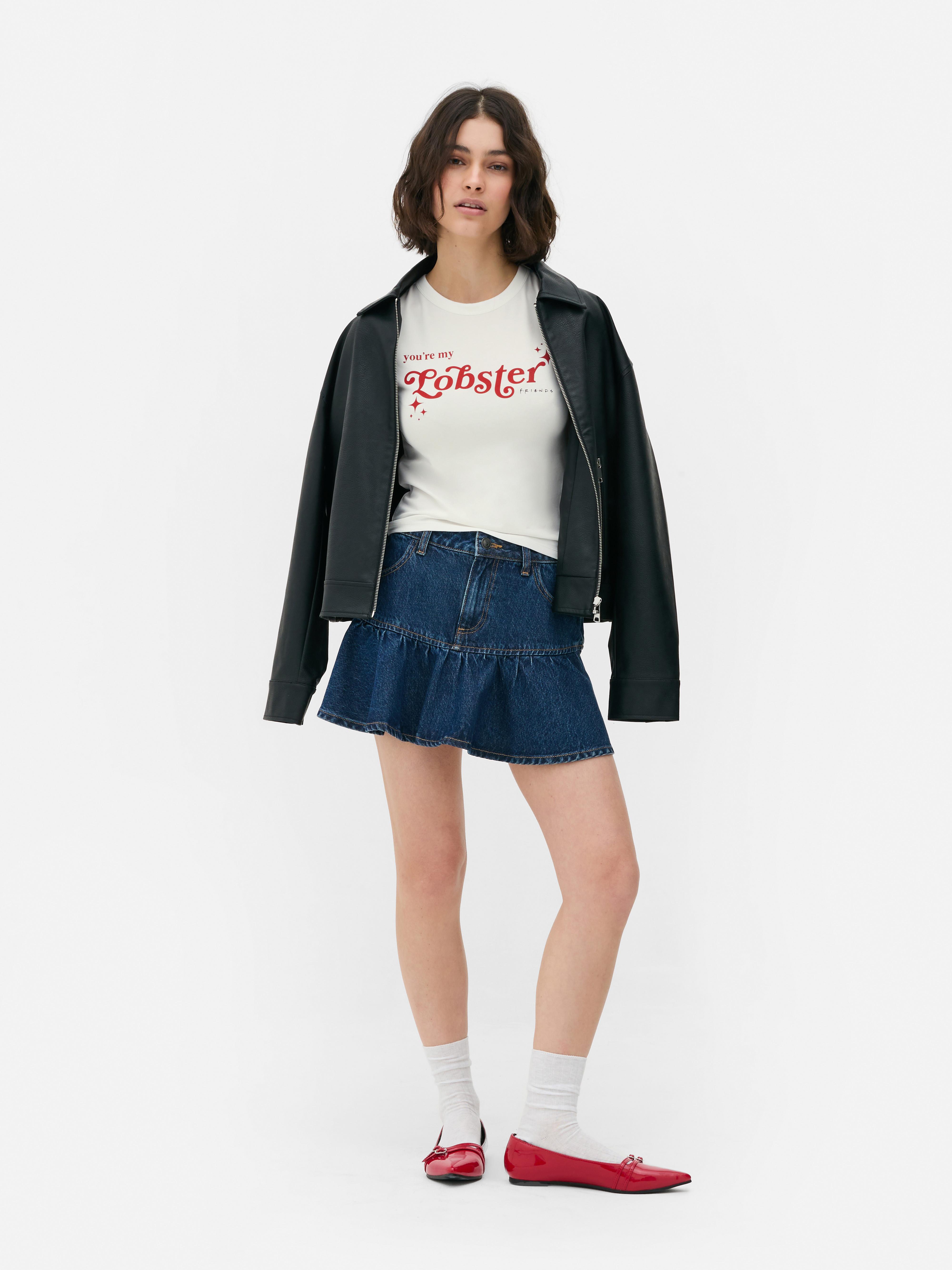 Tricou pentru bebeluși cu citatul Lobster Friends Un tricou pentru bebeluși cu un imprimeu cu tematică Friends pe față