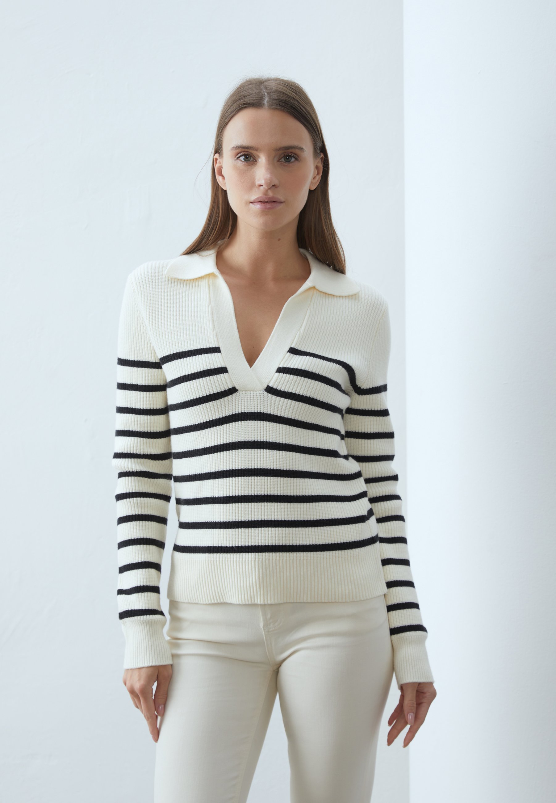 Anna Field Pullover - cremeweiß/schwarz