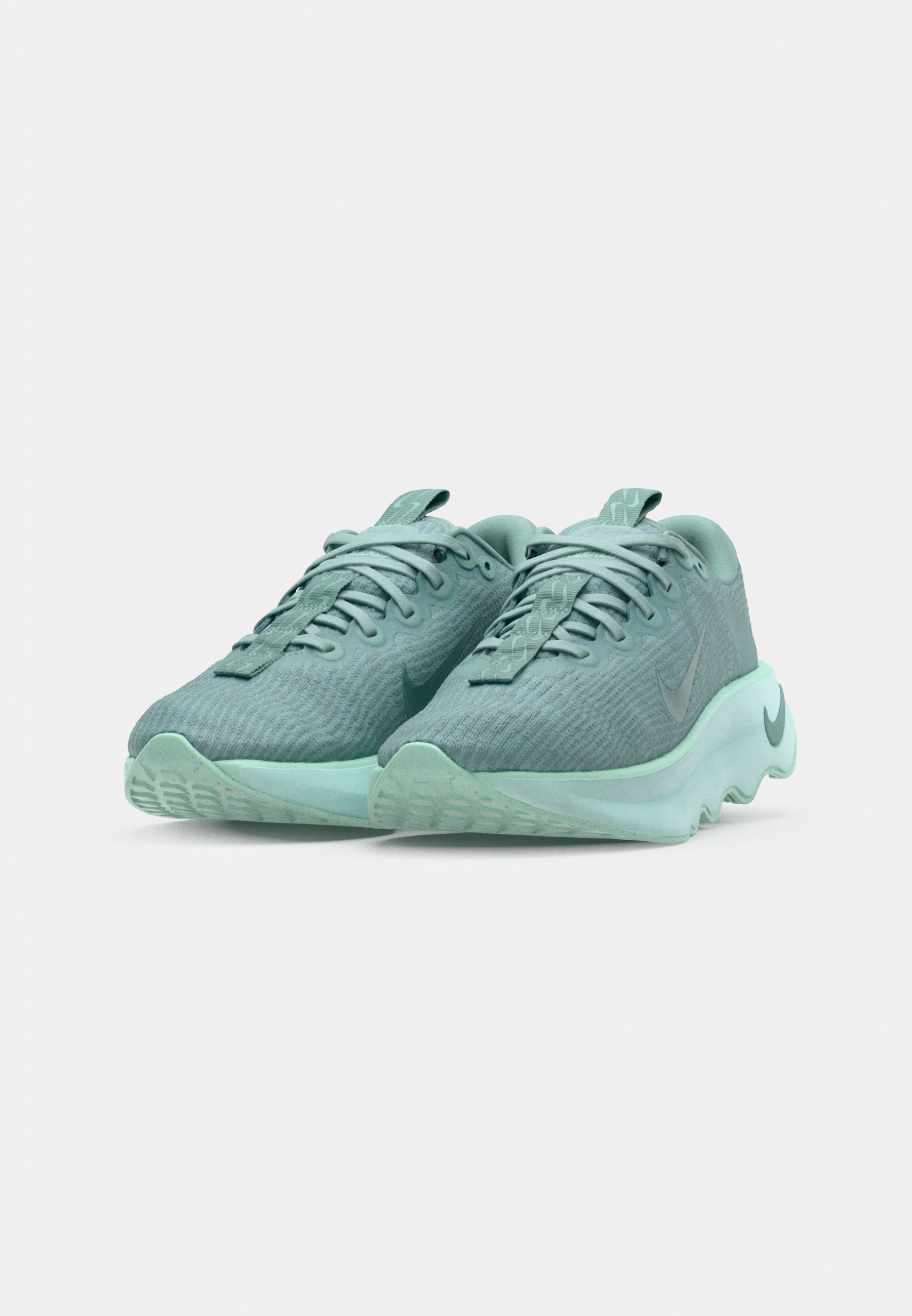 Nike Performance MOTIVA – Straßenlaufschuhe – Cannon/Mineral/Jade Ice/Mint Foam