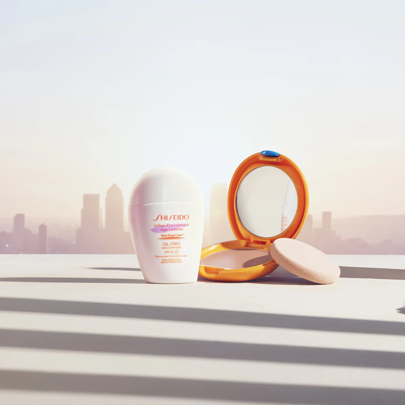 Shiseido Sun Care Urban Environment Age Defense Mattierende Gesichtssonnencreme LSF 30