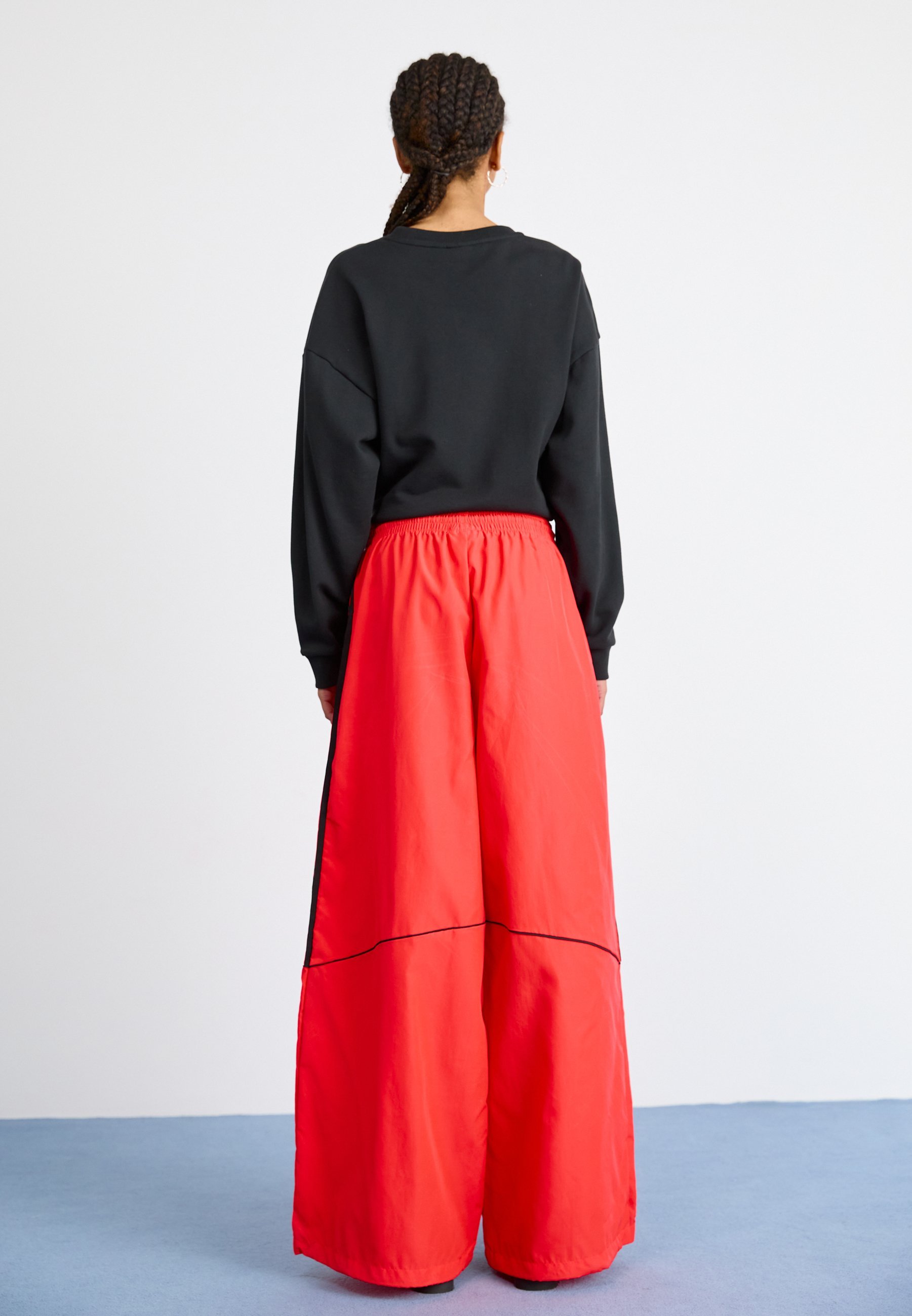 Pantaloni de trening adidas Originals