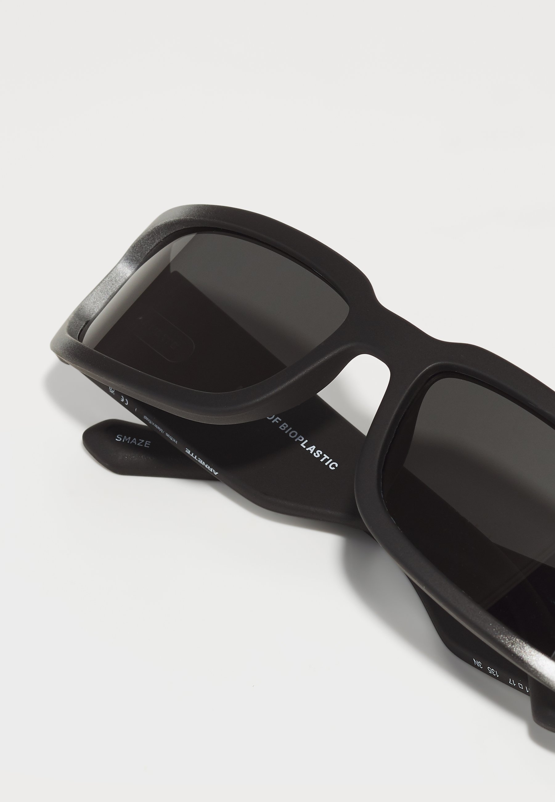 Óculos de sol Arnette SMAZE UNISSEX - preto fosco/prateado