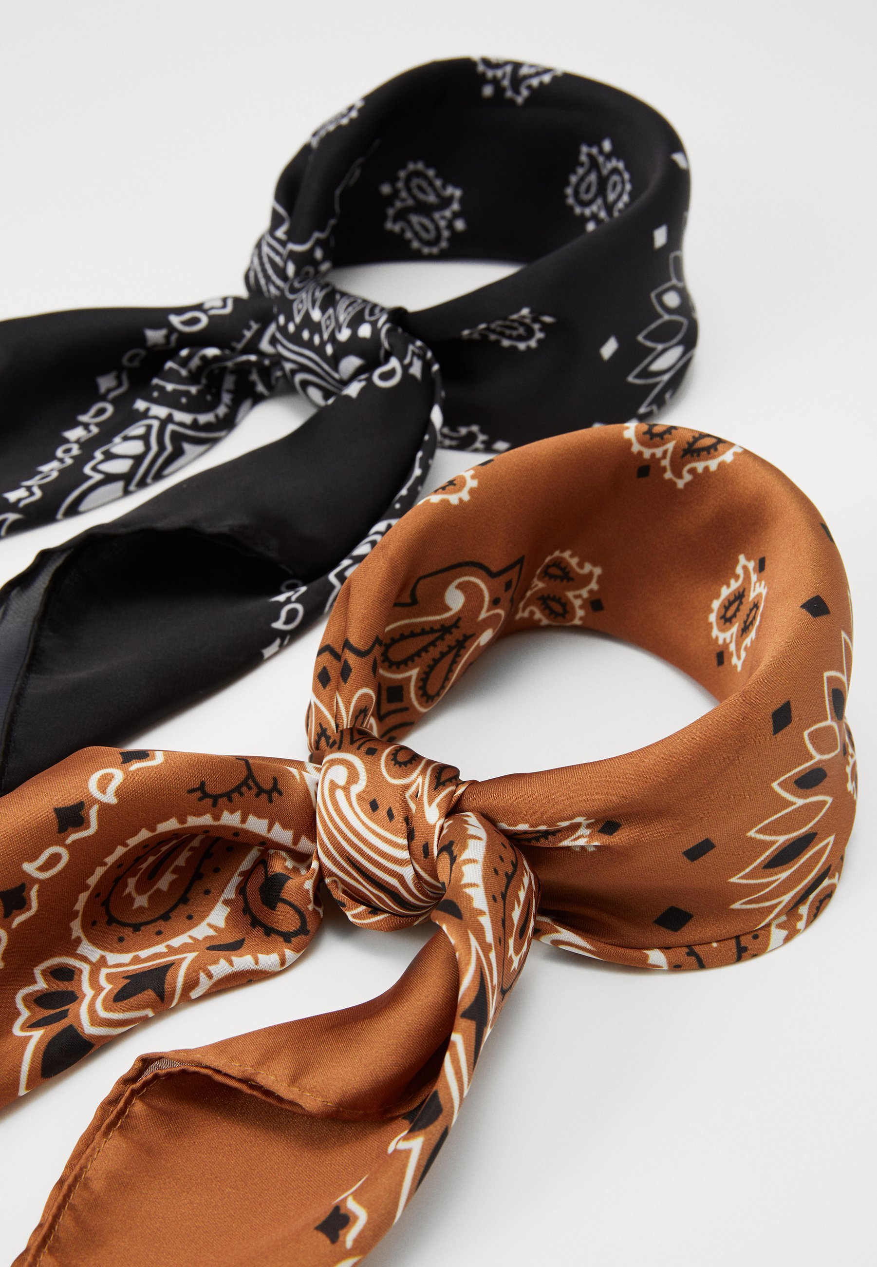 Urban Classics BANDANA UNISEX 2-PACK - Foulard - zwart/cognac