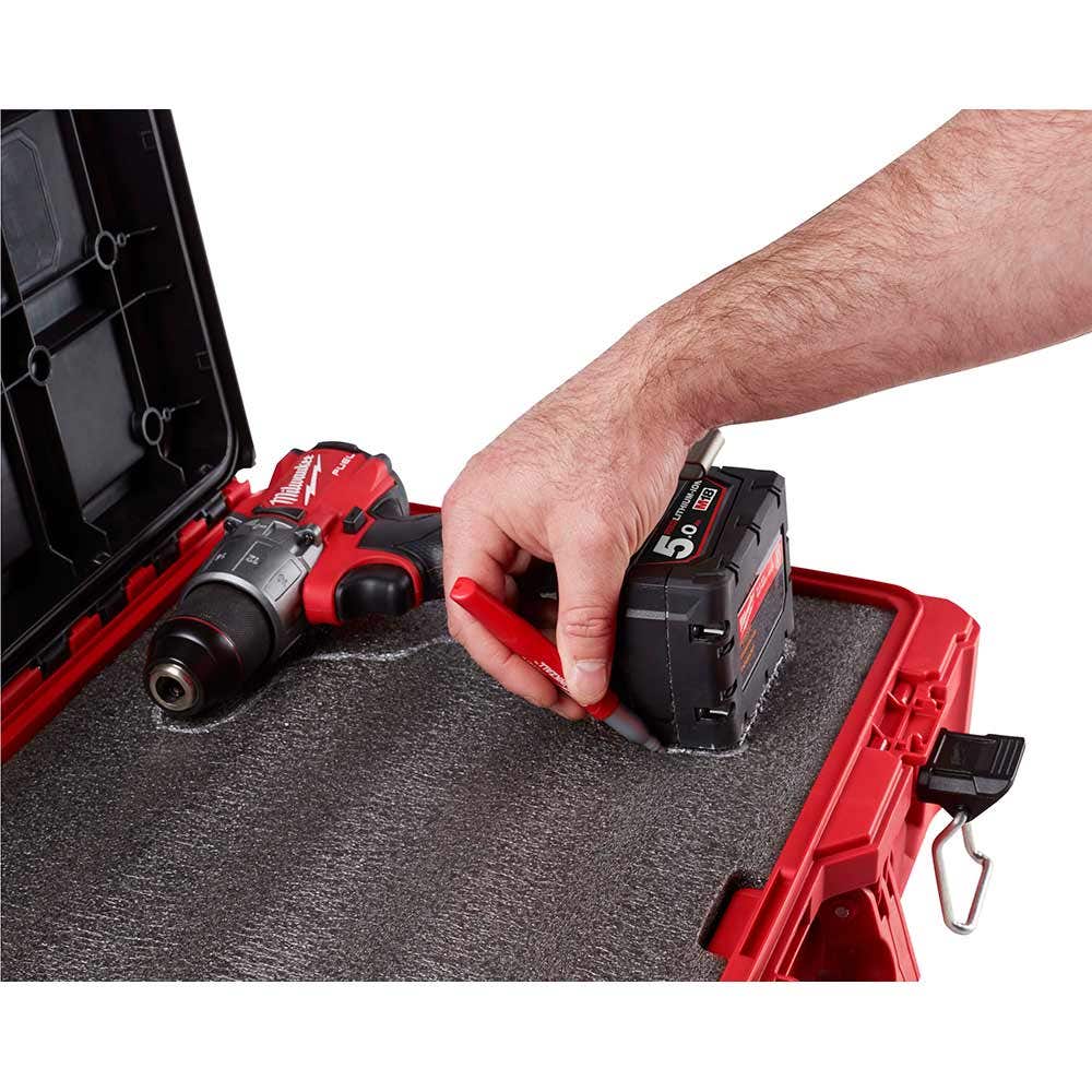 MILWAUKEE PACKOUT™ Werkzeugkasten mit Schaumstoffeinlage 48228450