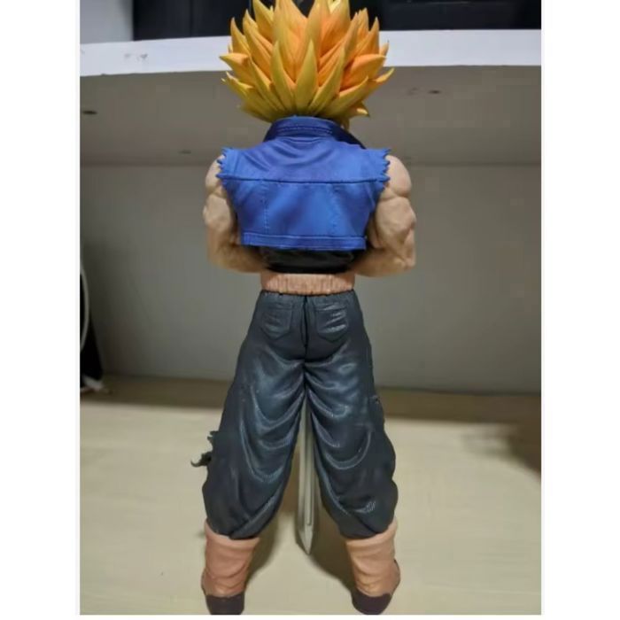 Figurine Trunks Super Saiyan – Dragon Ball Z – Figurine de collection 25 cm avec épée – Modèle réaliste haute qualité