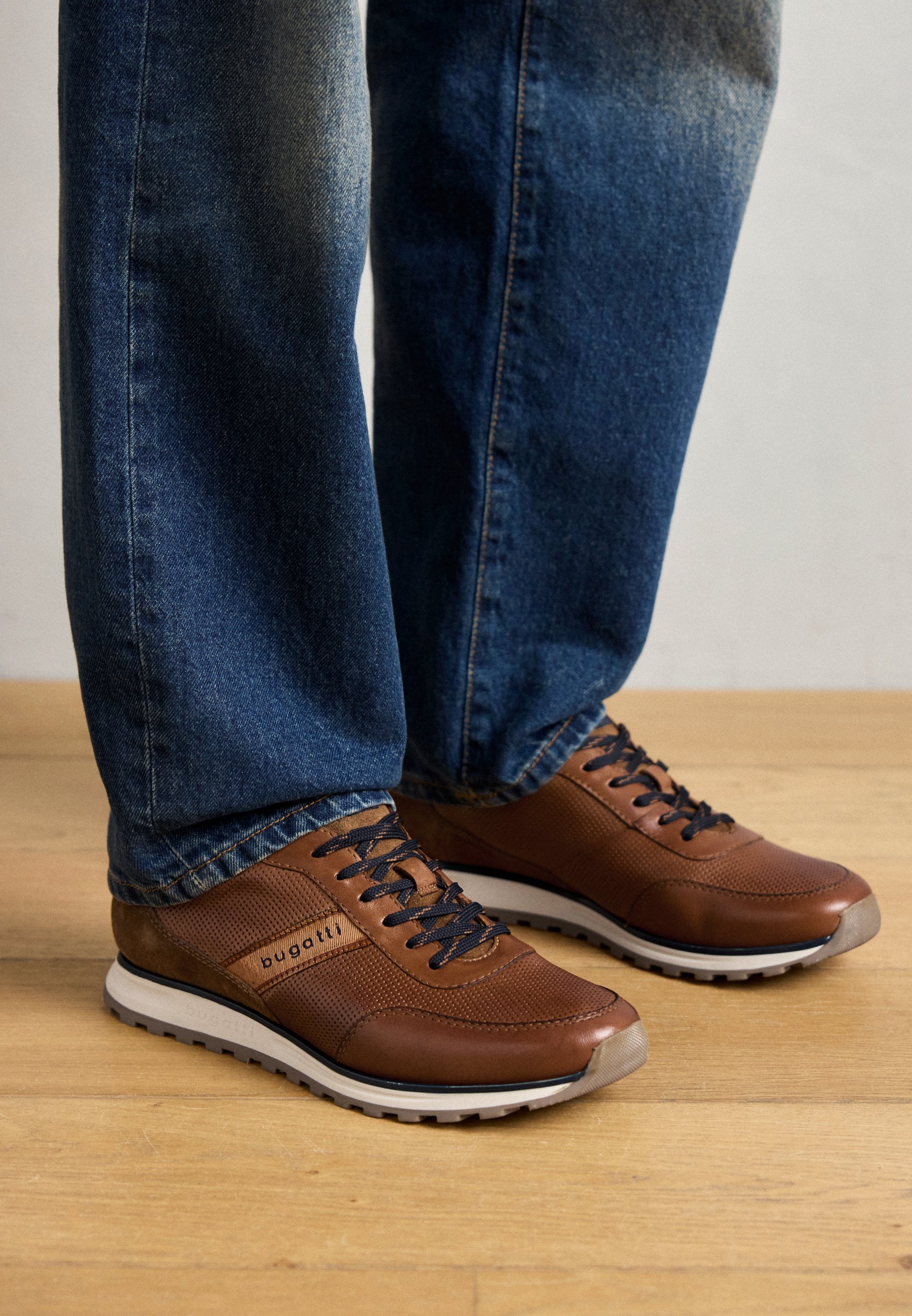 bugatti CIRINO - Trainers - cognac