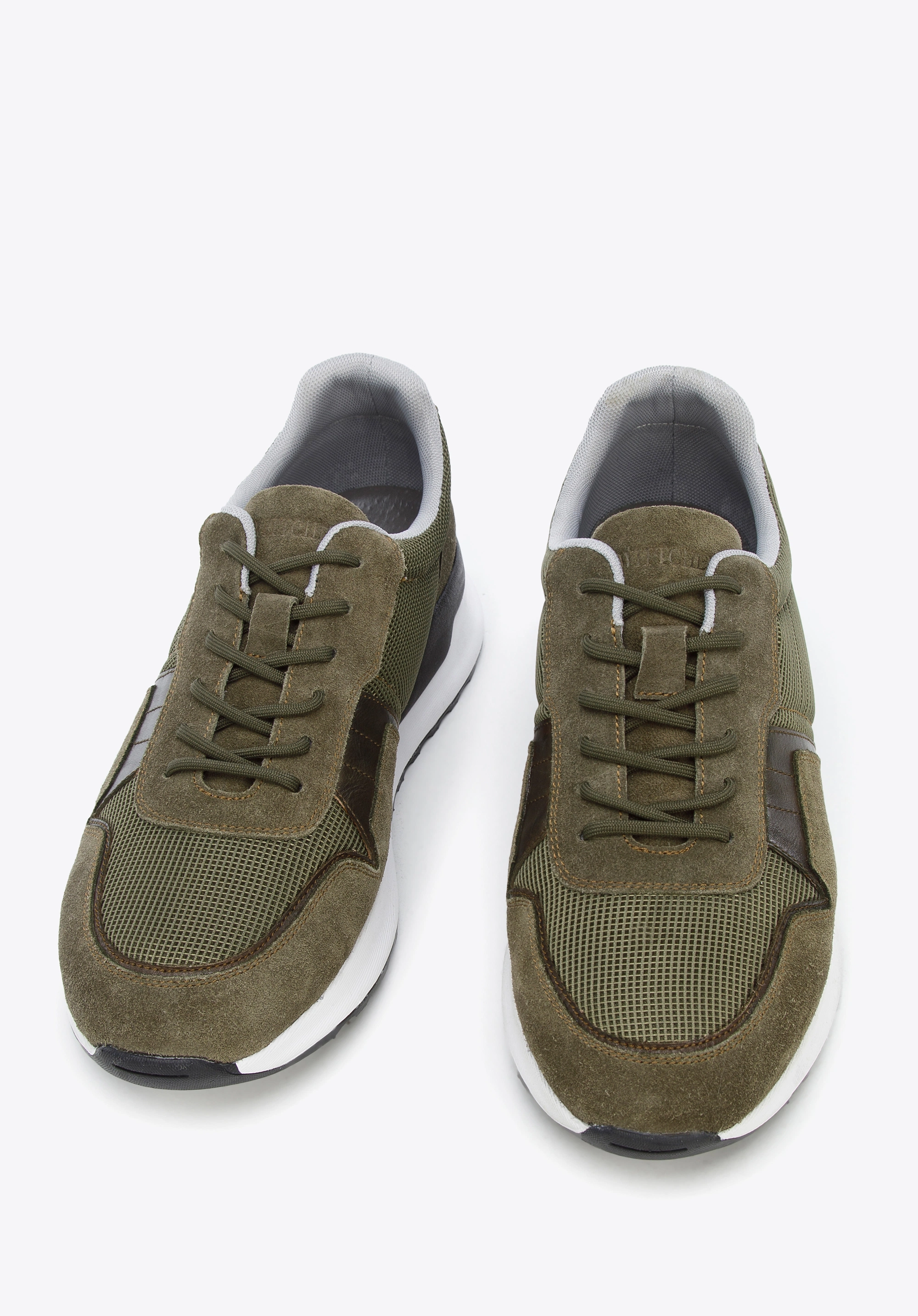 Męskie sneakersy zamszowe z elastycznymi wstawkami zielone