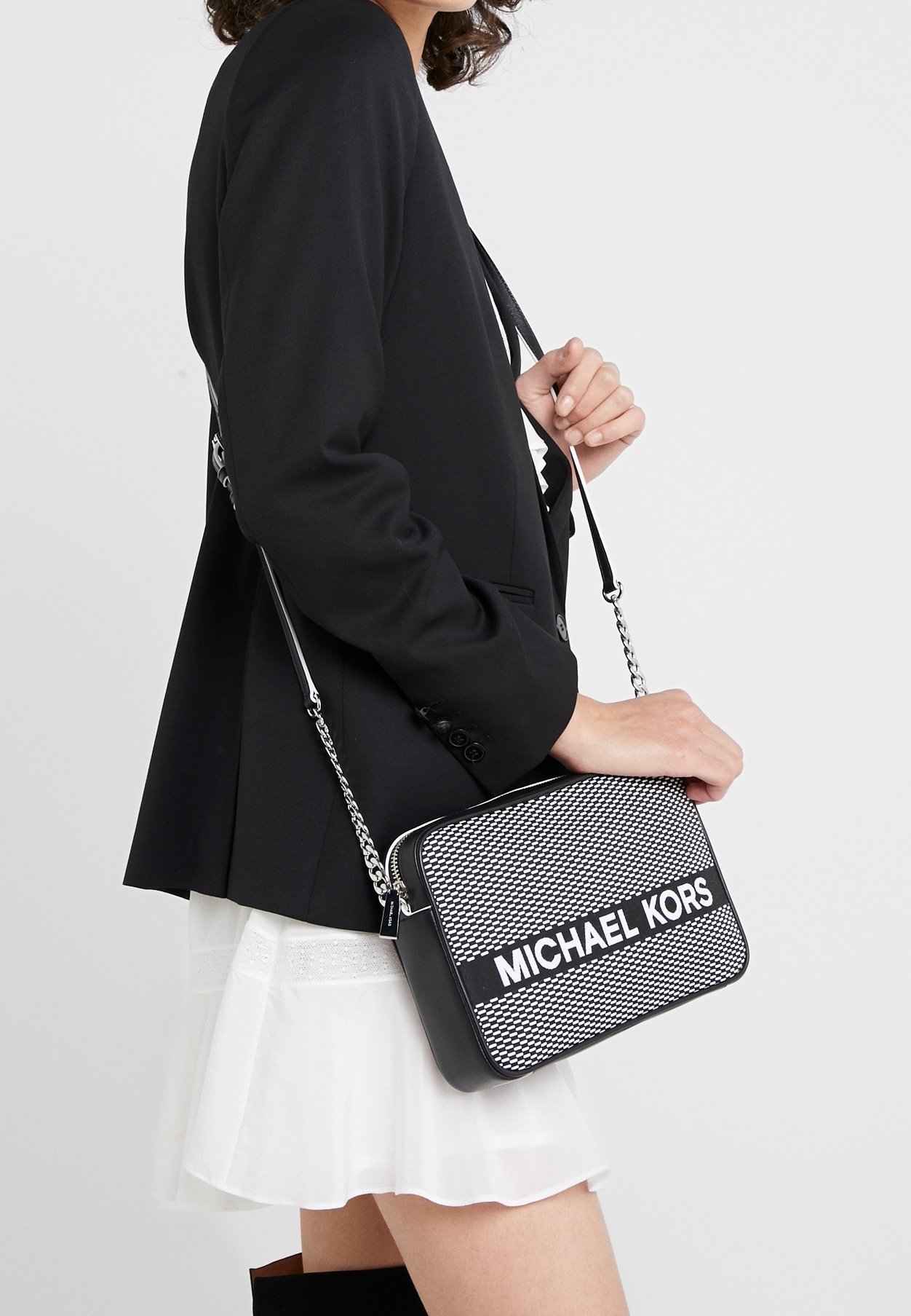 MICHAEL Michael Kors Crossbody táska - fekete