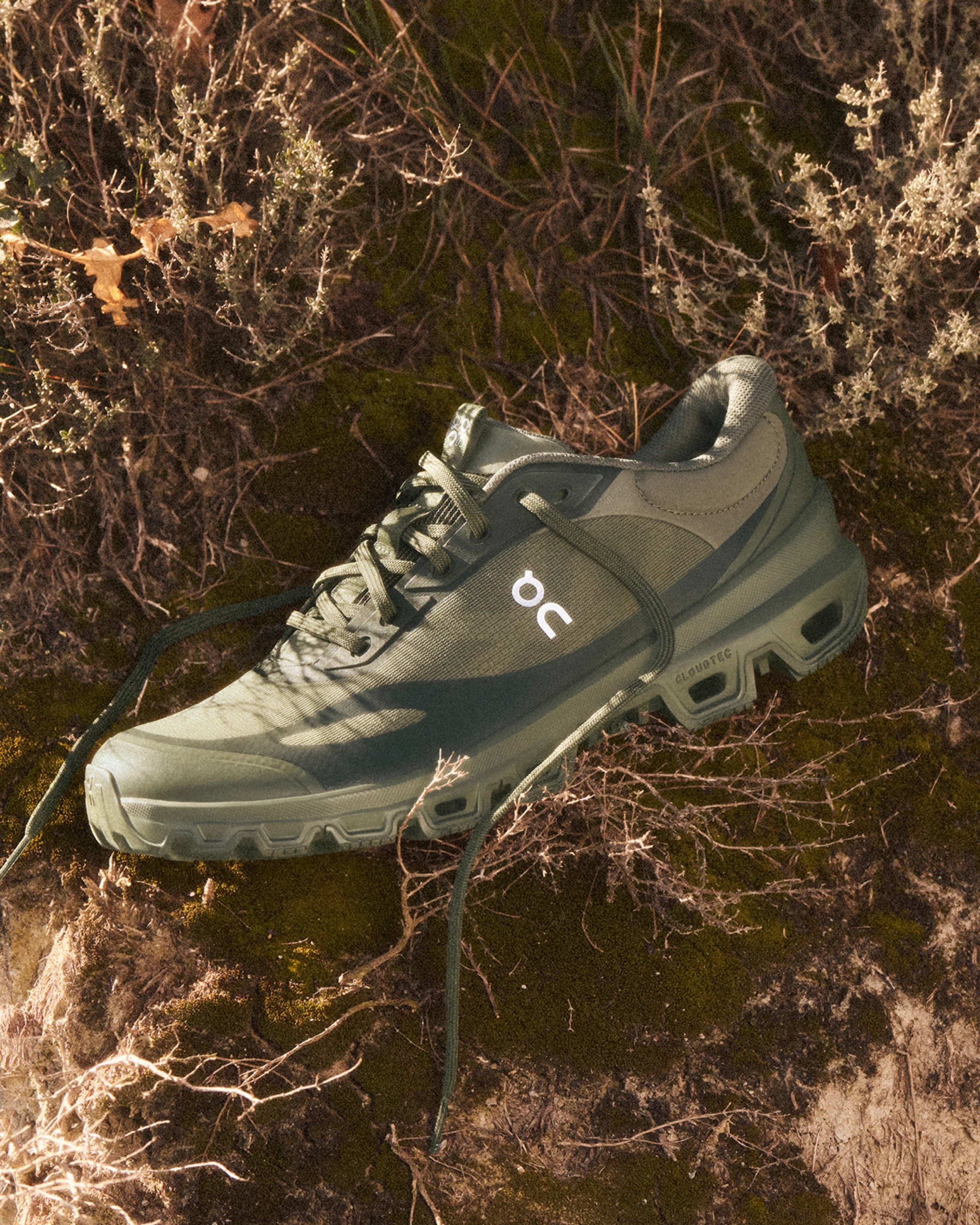 On Scarpe da uomo Cloudventure LOEWE 2 color sabbia
