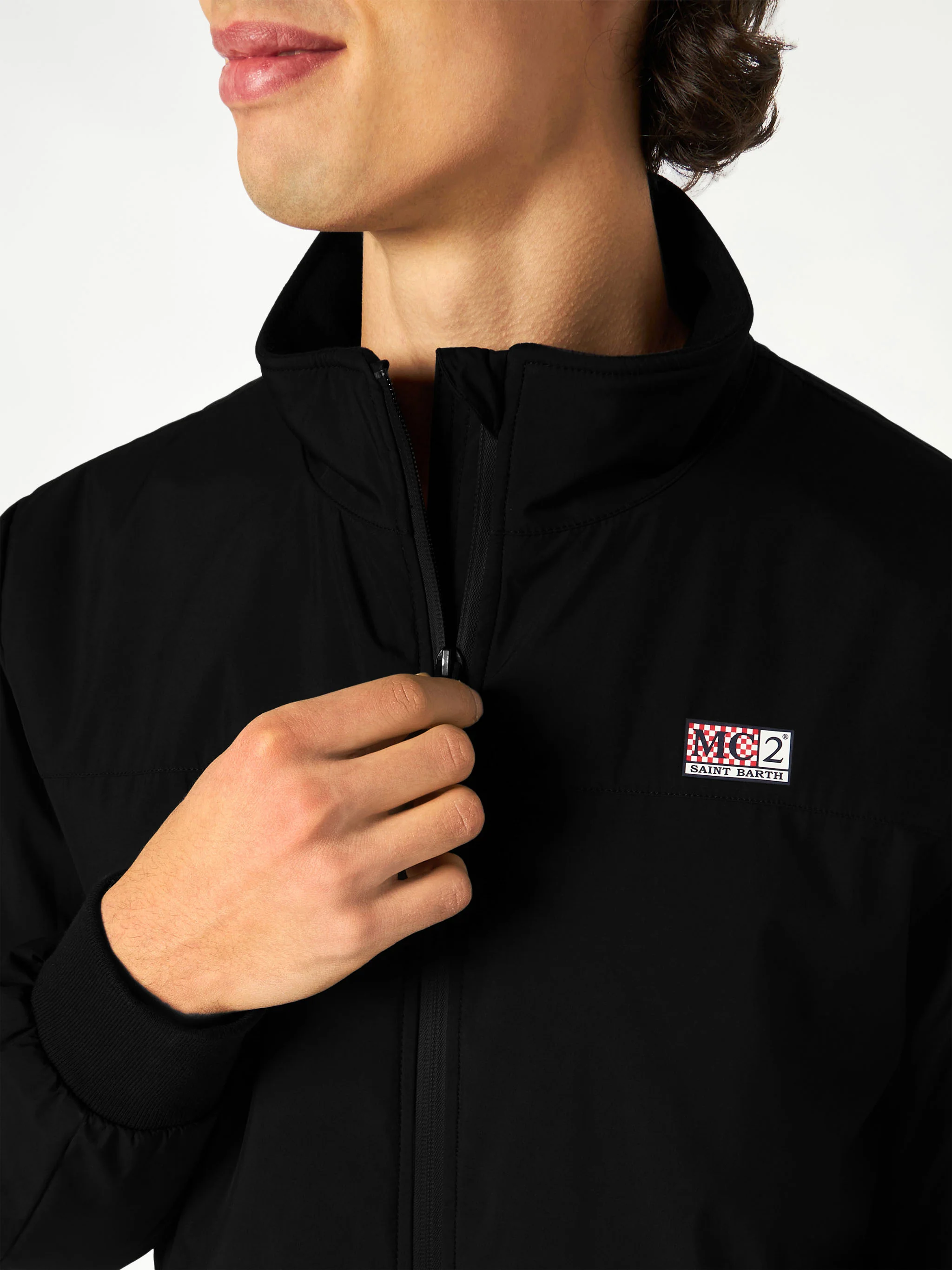 Jaqueta bomber preta masculina com forro de pele