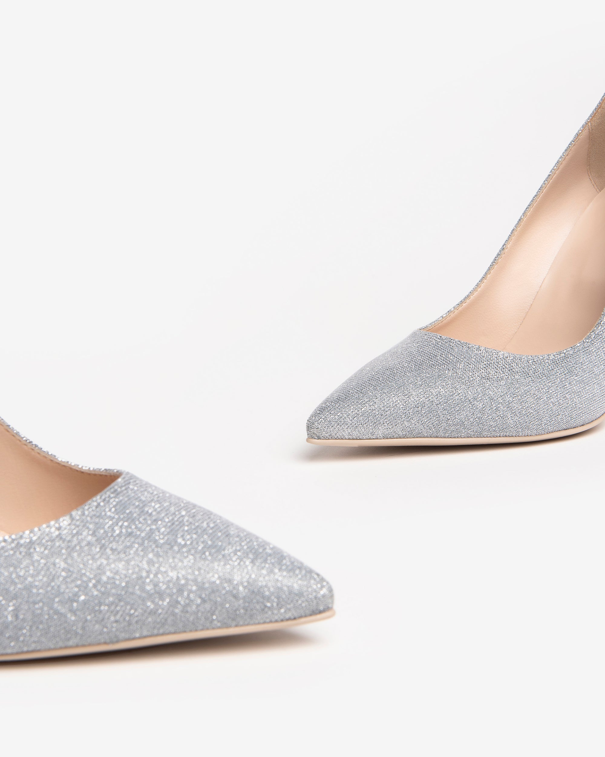  Damen-Pumps aus Leder