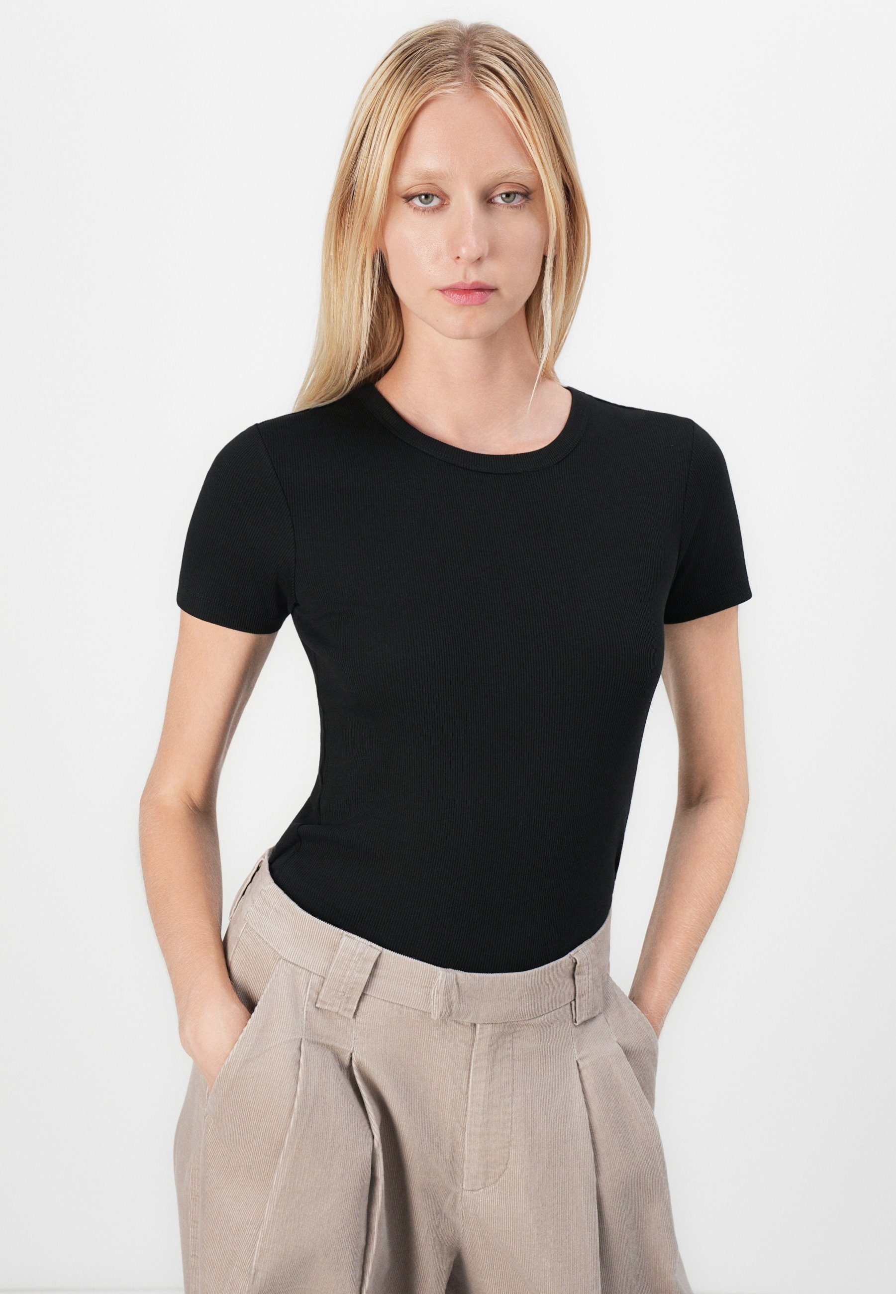 ONLY ONLSVEA NESSA WIDE PANT - Broek - string