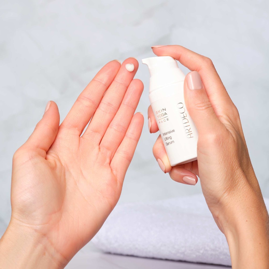 ARTDECO Serum protiv starenja Skin Yoga Serum za intenzivno lifting lica - 30 ml