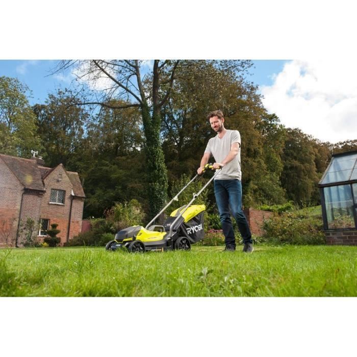 RYOBI One+ RLM18X33B40 Cordless Lawnmower + Trimmer, 18V, 33cm cutting width, 1 x 4Ah battery and charger included
