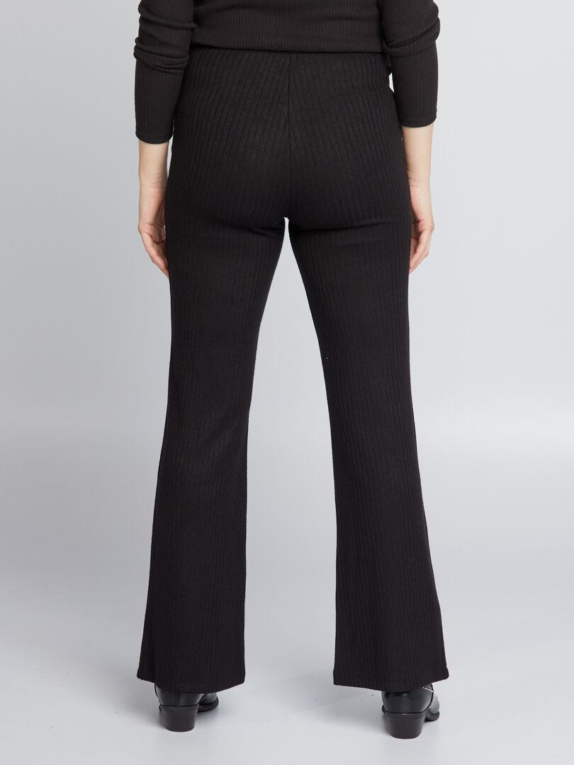 Calça de maternidade canelada, boca de sino/flare - Preta