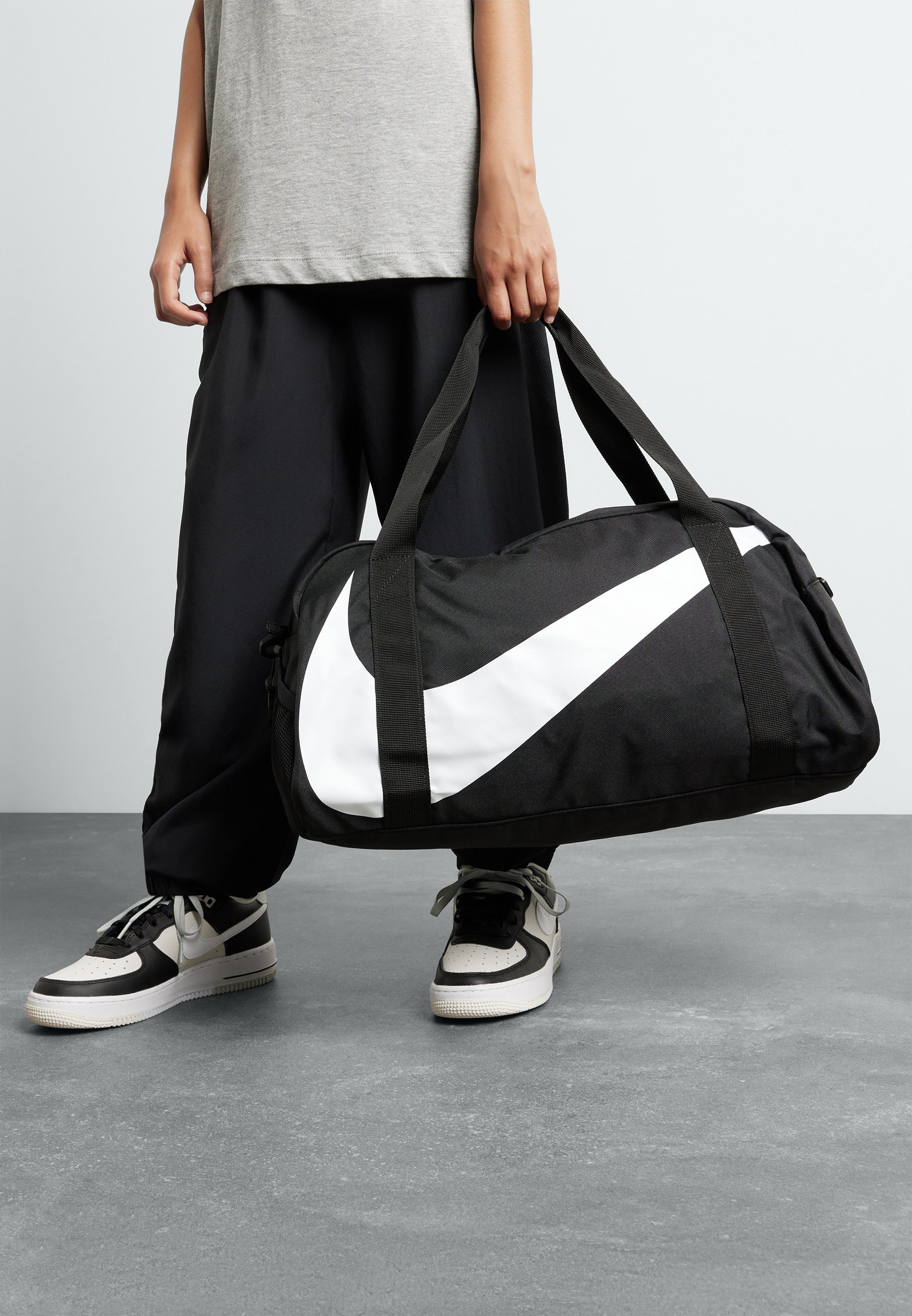 Nike Sportswear GYM CLUB UNISEX - Sporttas - zwart/zwart/wit
