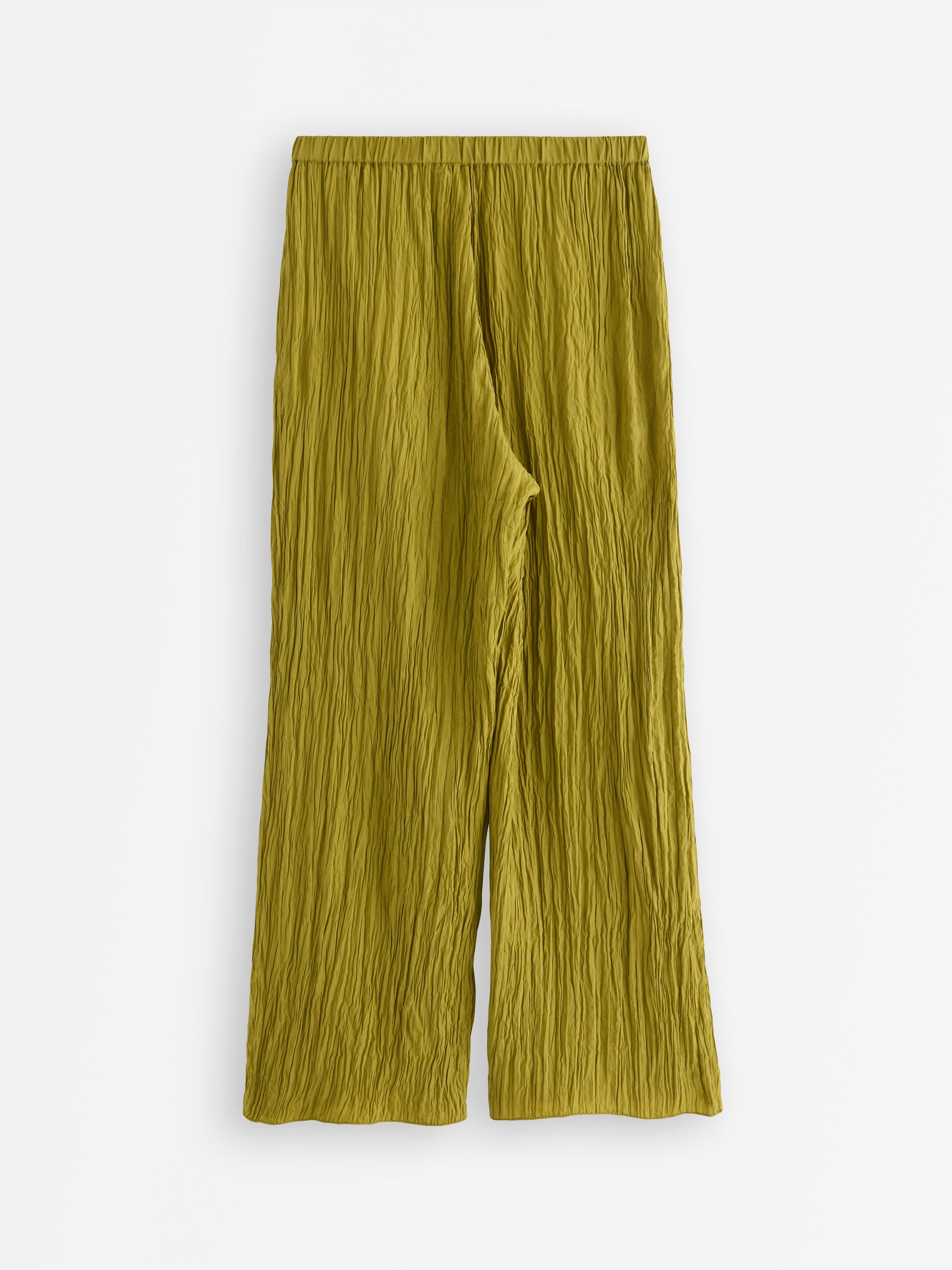 Pantalones arrugados verde polvoriento