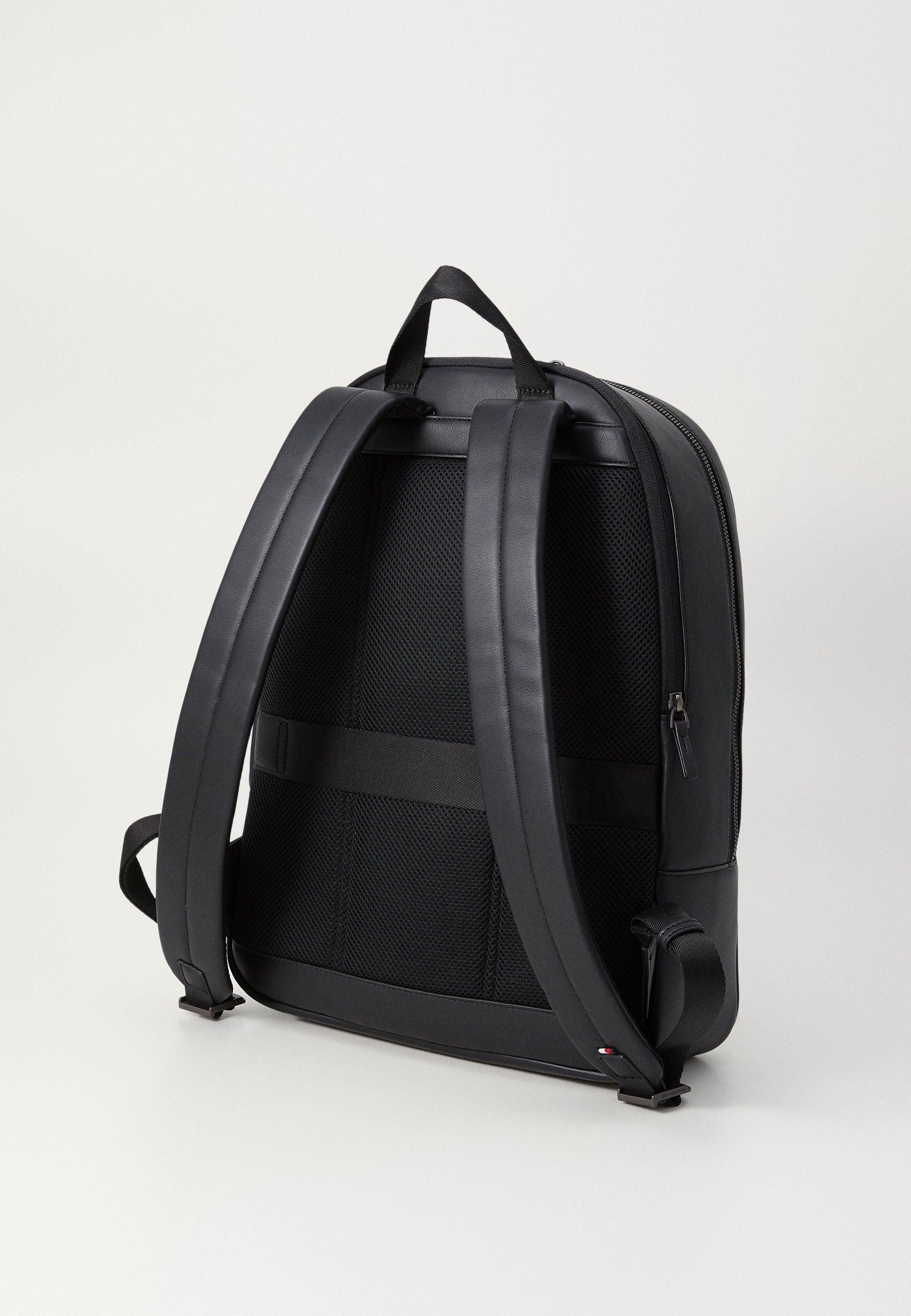 Tommy Hilfiger MONOGRAM RUGZAK - Rugzak - zwart