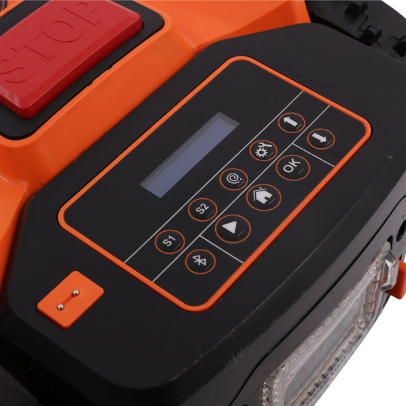 Mașină de tuns iarba robotizată Xpower 400, inclusiv foarfece bypass de 4V