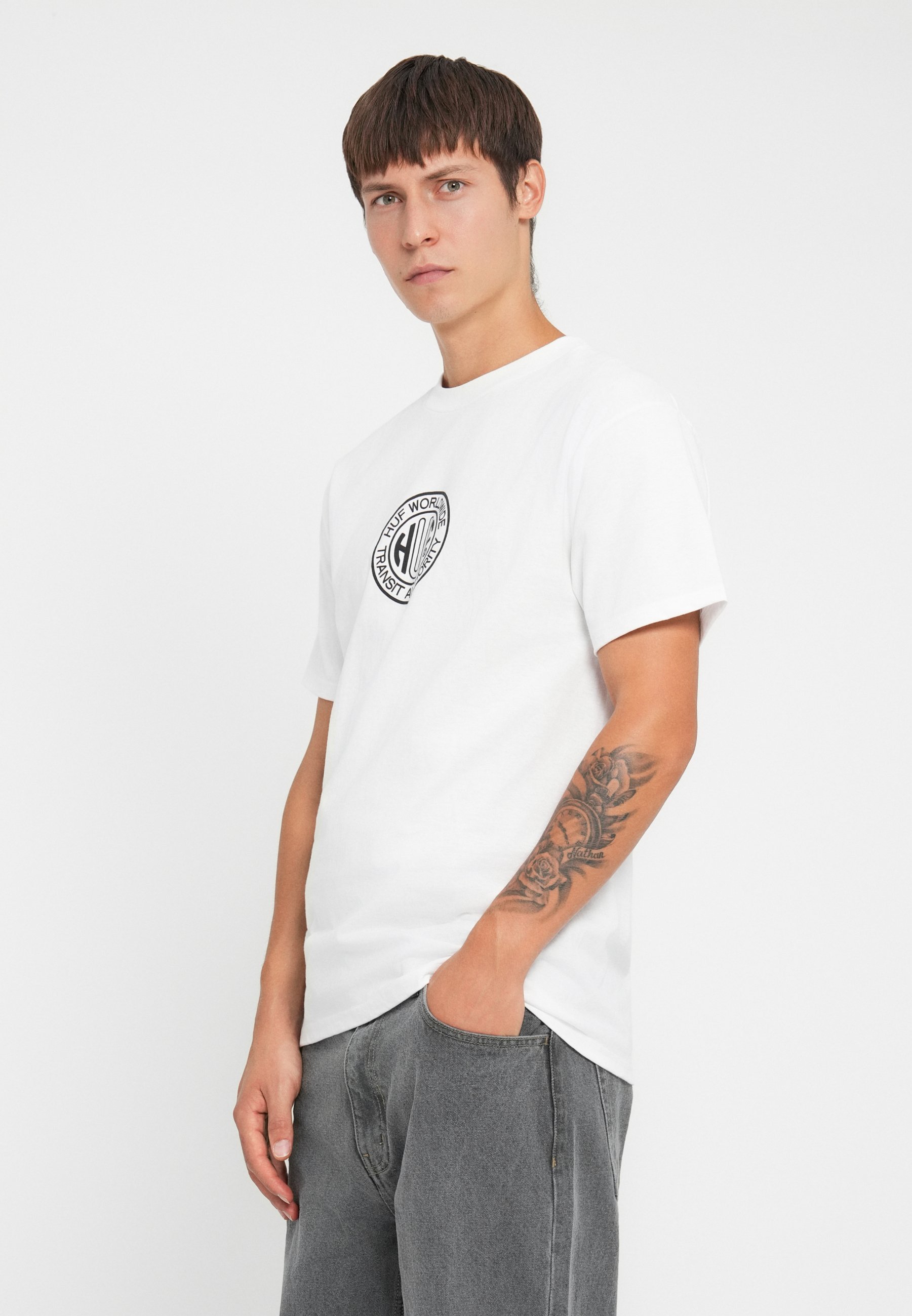 T-shirts HUF