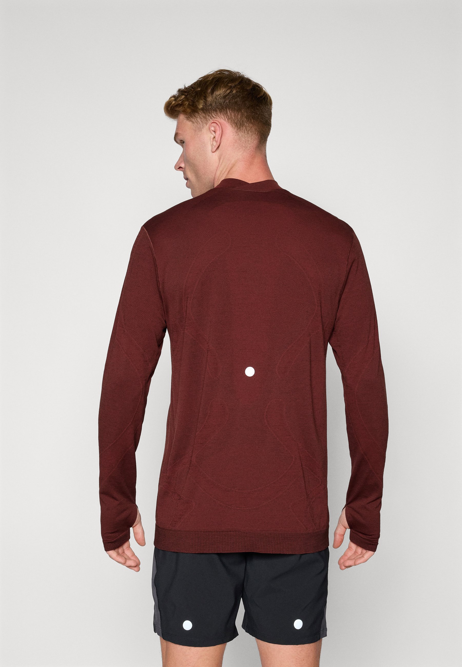 ASICS ROAD WINTER SEAMLESS TOP - Top met lange mouwen - donkerrood