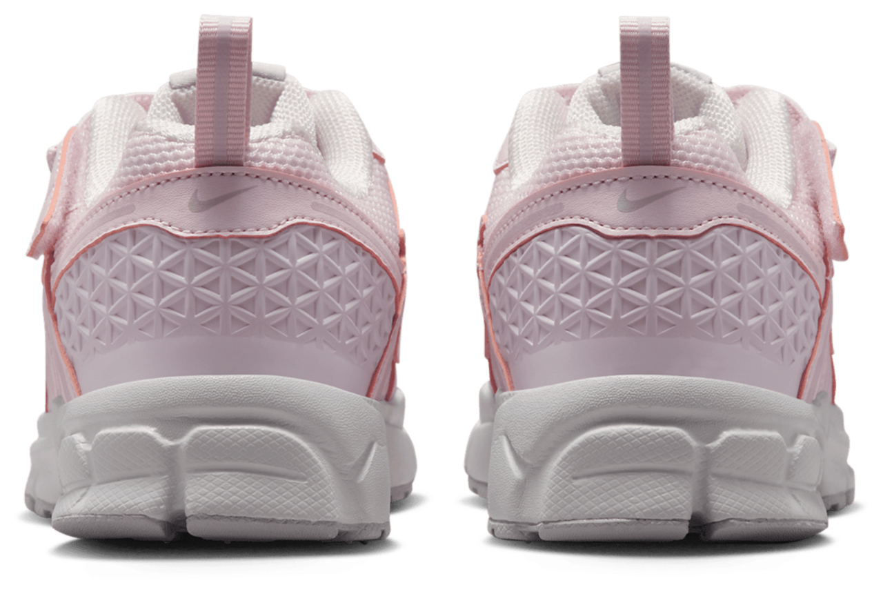 Nike Zoom Vomero 5