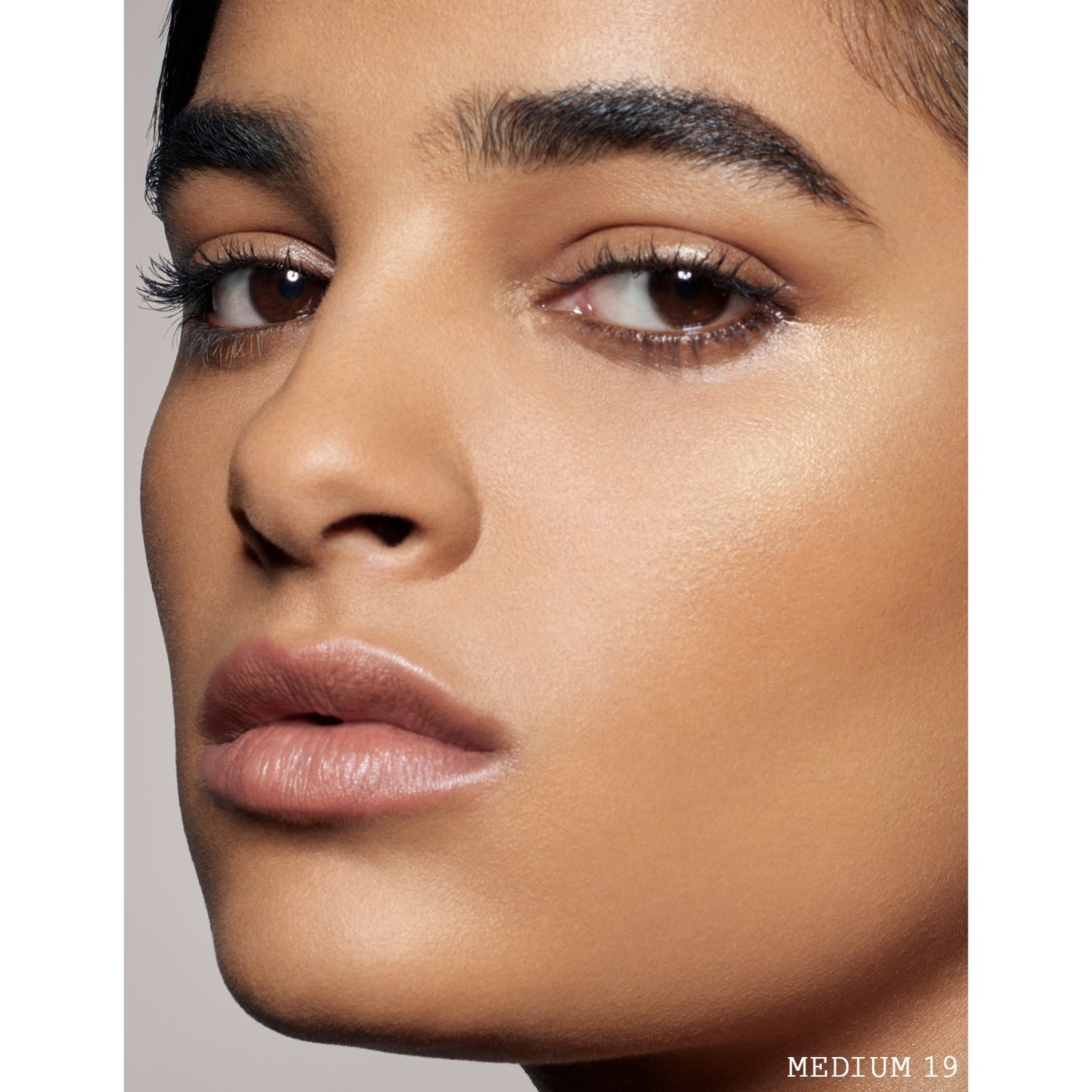 „Pat McGrath Labs Foundation Sublime Perfection“ makiažo pagrindas – 35 ml