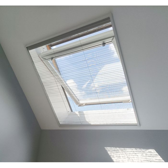 Mosquitera plisada para ventanas de tejado Velux (120 x 160 cm) - Fácil instalación - Accesorios incluidos