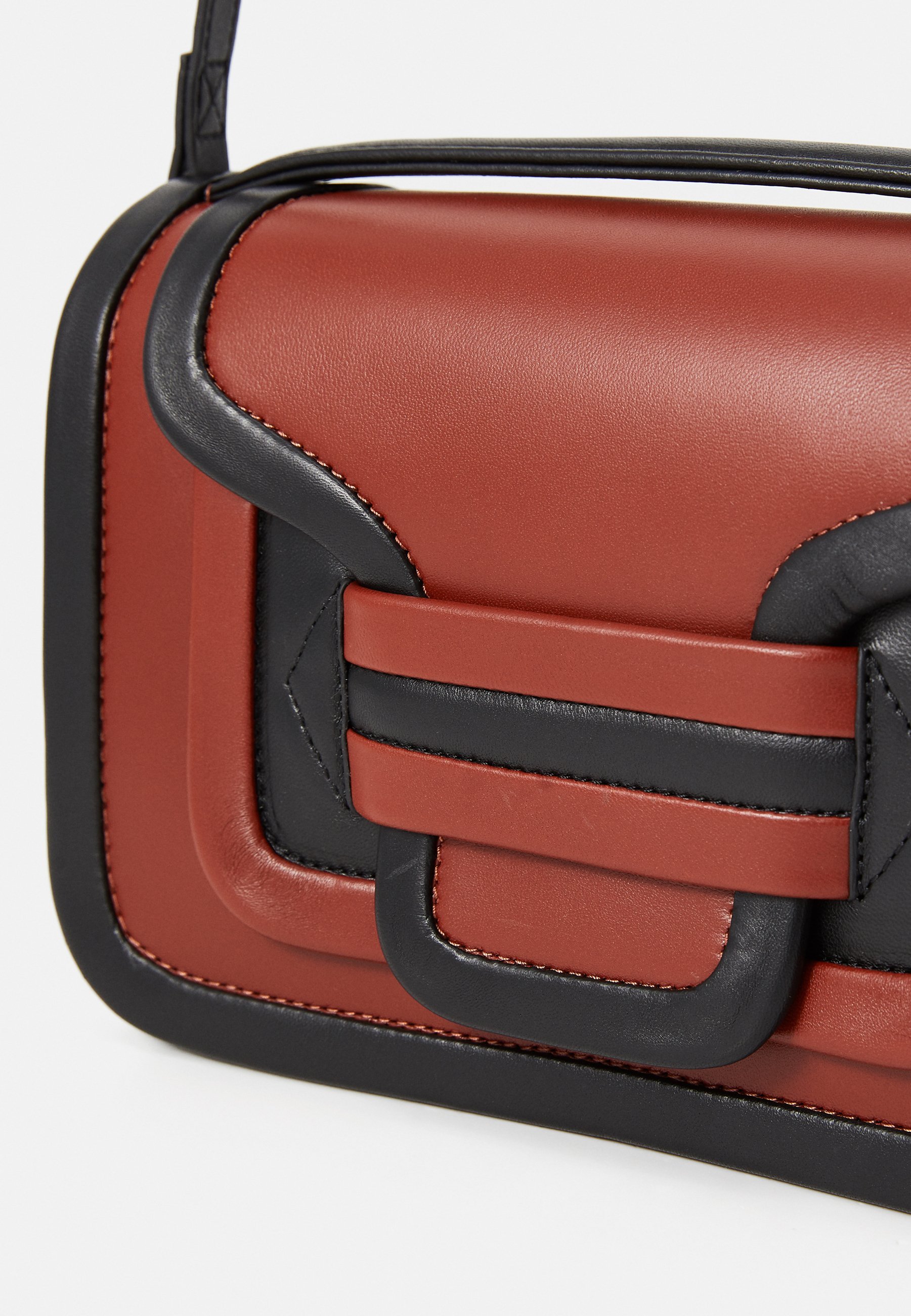 Bolsa transversal Pierre Hardy ALPHA - ferrugem/preta