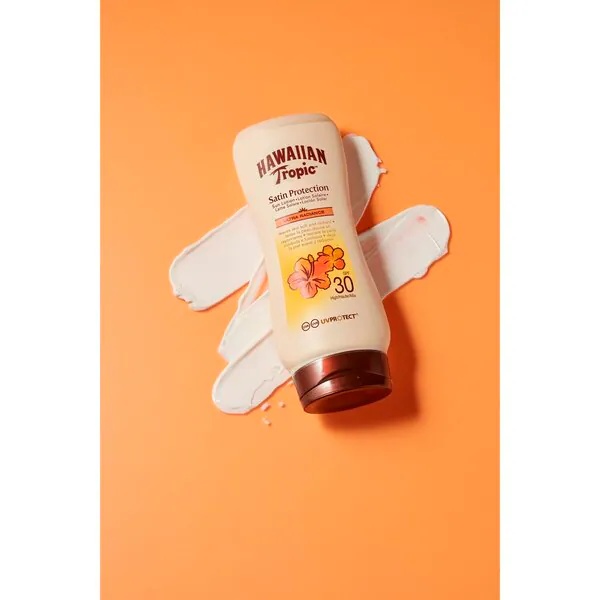 Hawaiian Tropic saten zaščitni losjon za sončenje SPF30 180 ml