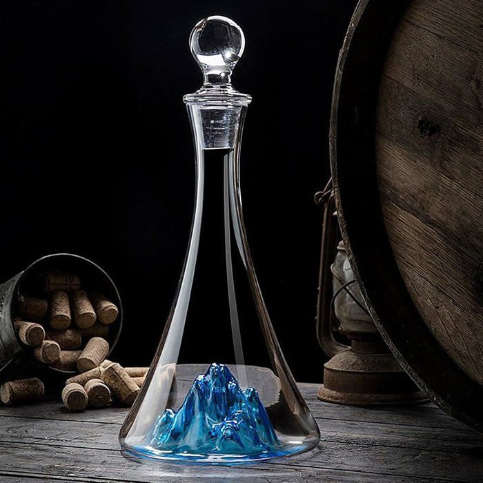 Decantador de vino de cristal de lujo con cascada azul Iceberg integrada, aireador de vino sin plomo con tapón de cristal (1,15 l)