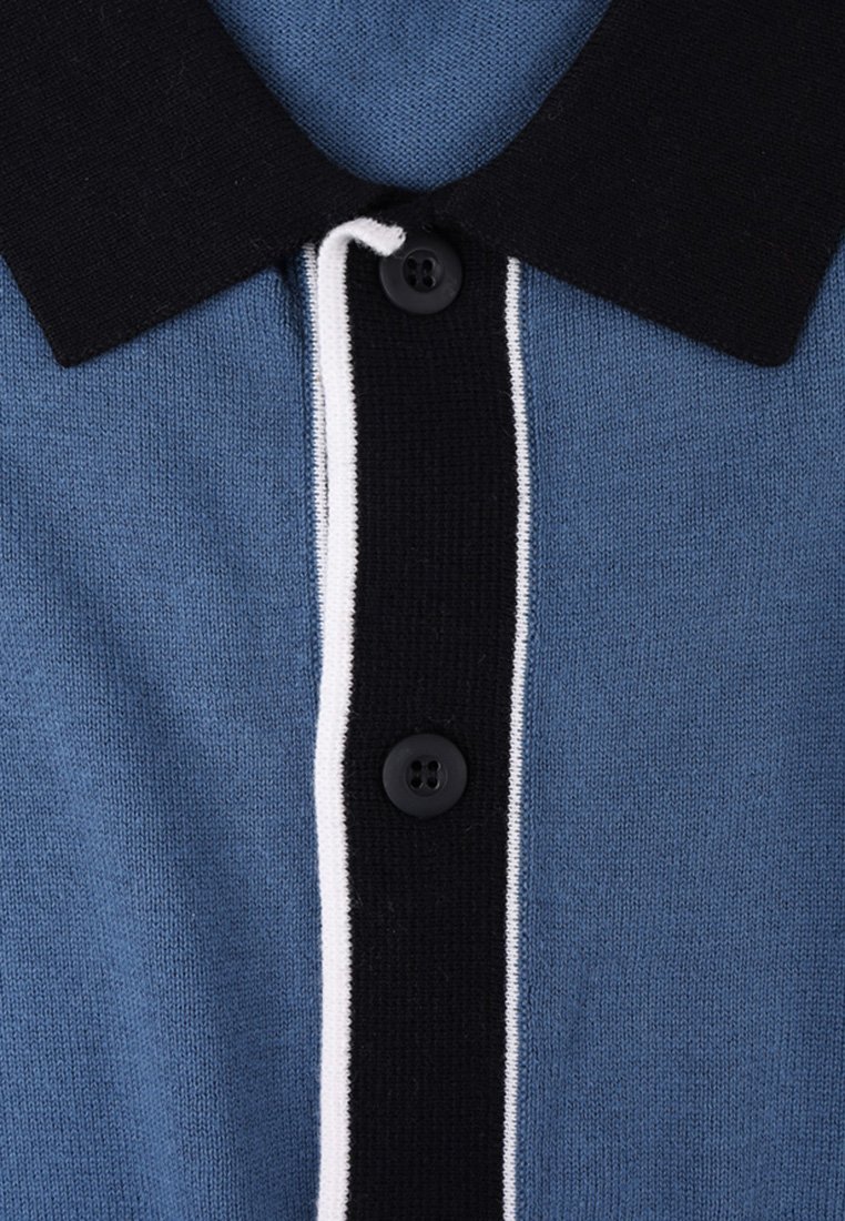 Anciens polos