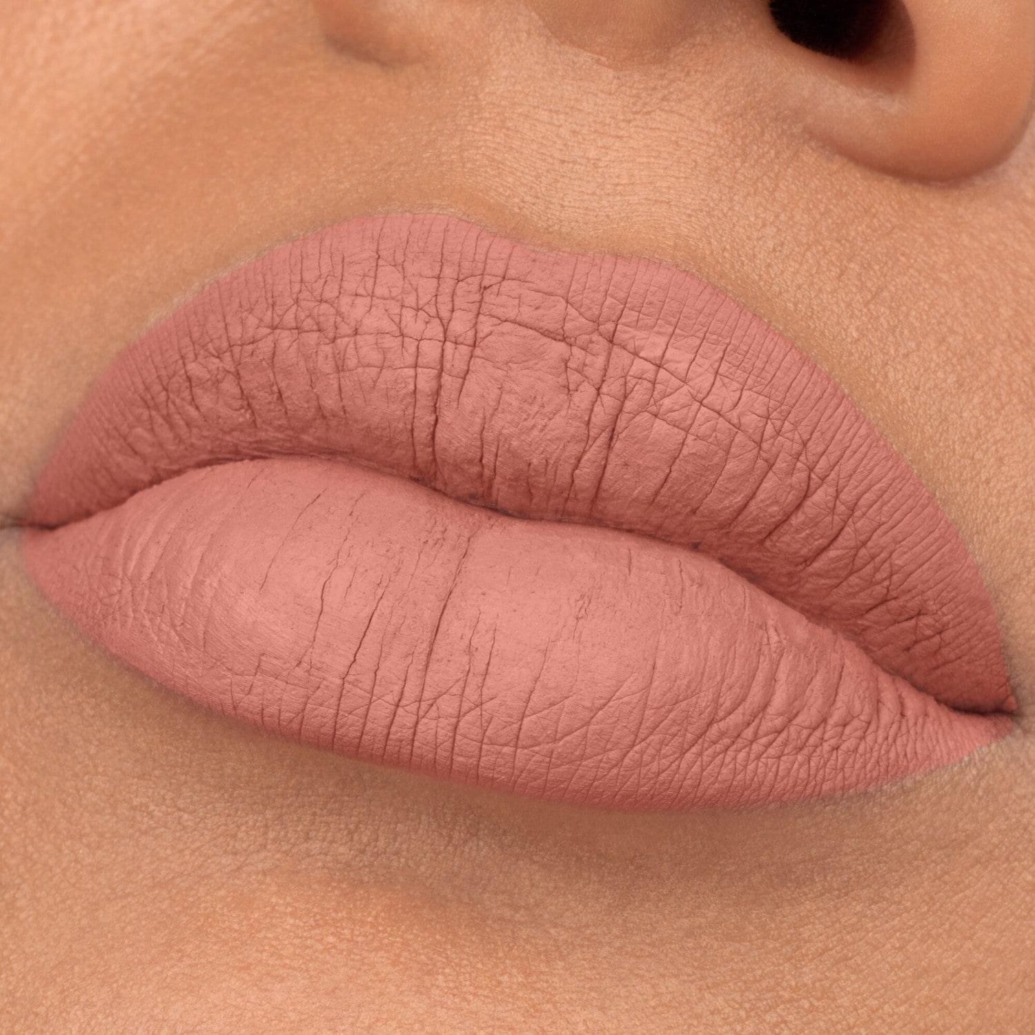 Essence 8h MATTE liquid