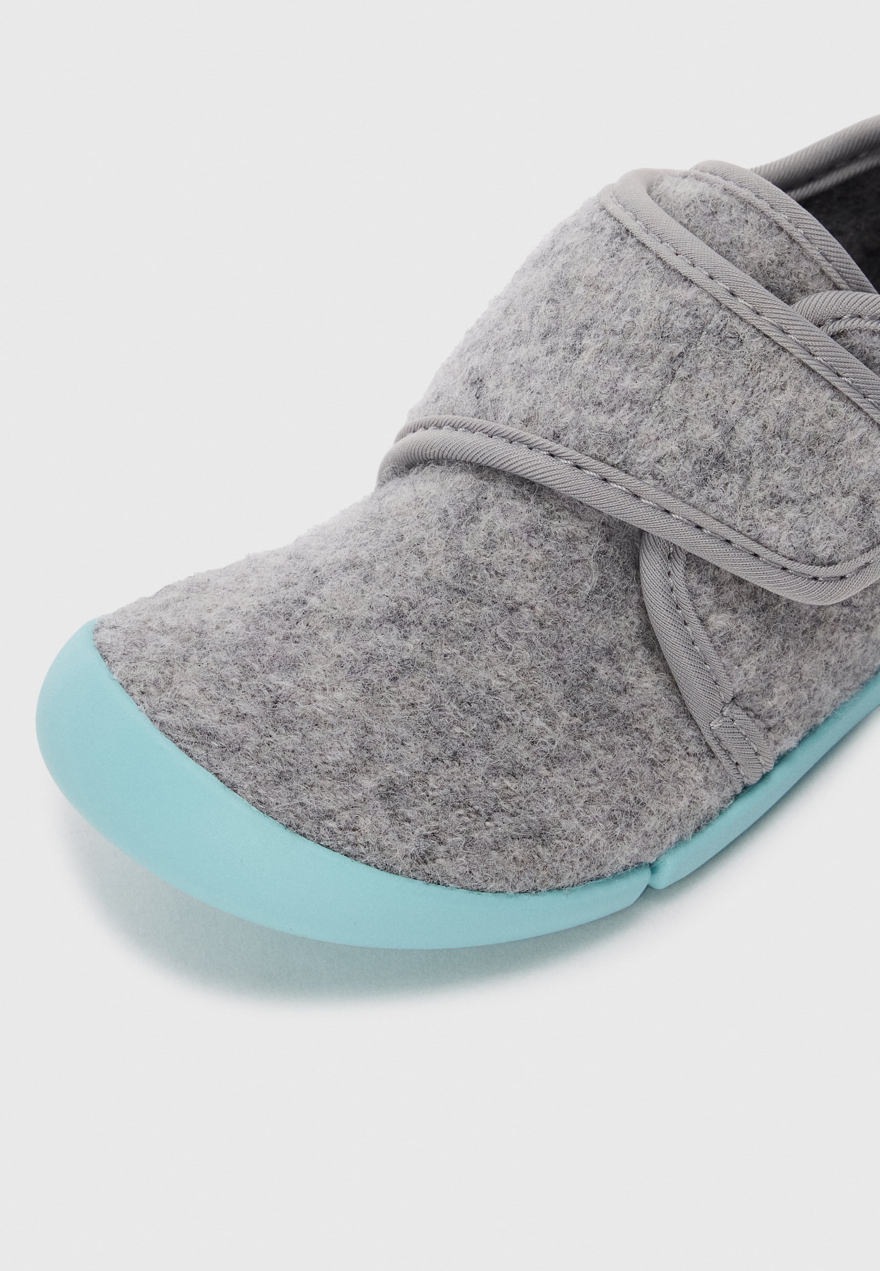 Superfit VENTI BAREFOOT UNISEX - Slippers - grijs/lichtgroen