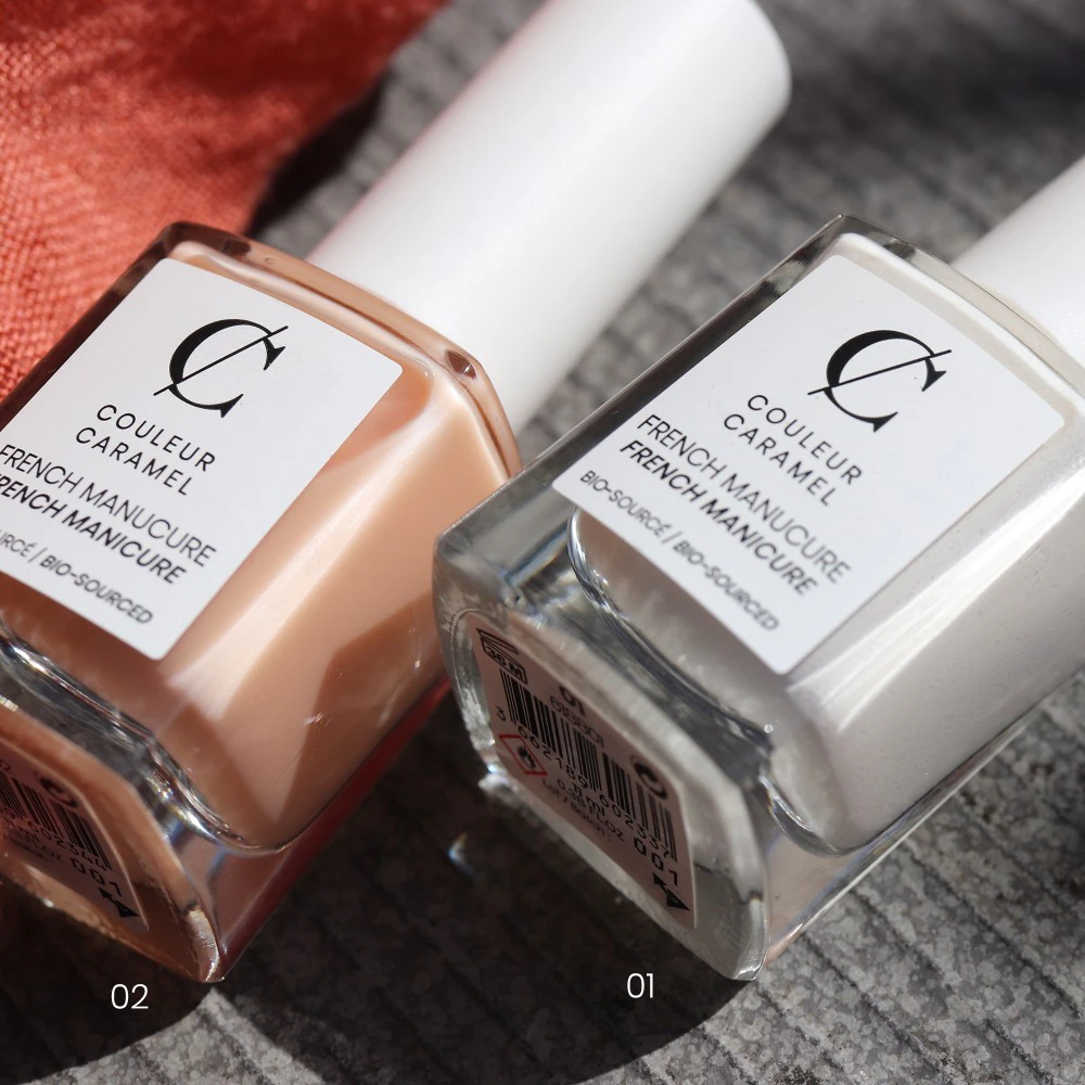 COULEUR CARAMEL French manucure