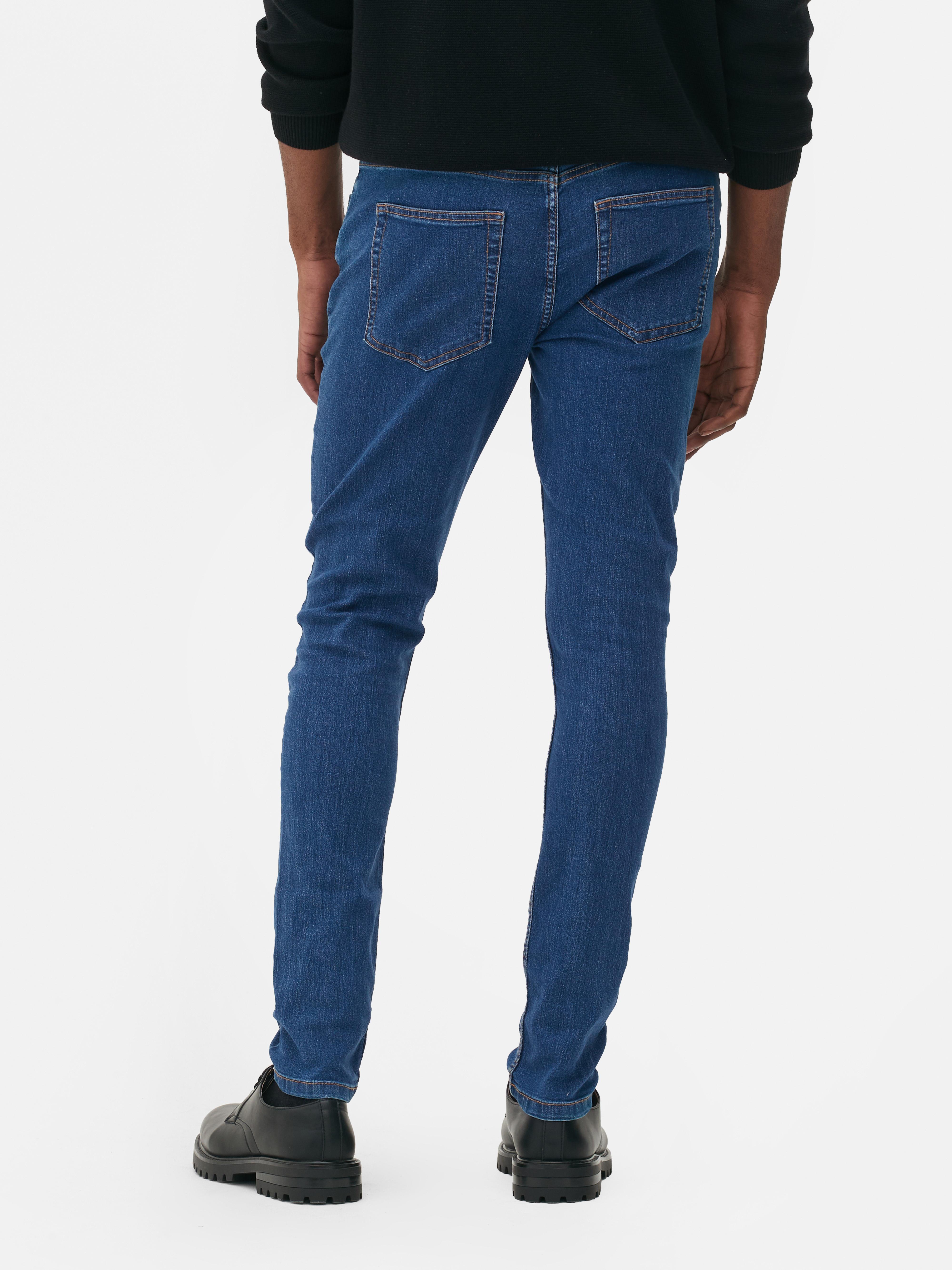 Blugi skinny cu croială fină Cu acești blugi skinny în garderobă, știi mereu ce să porți.