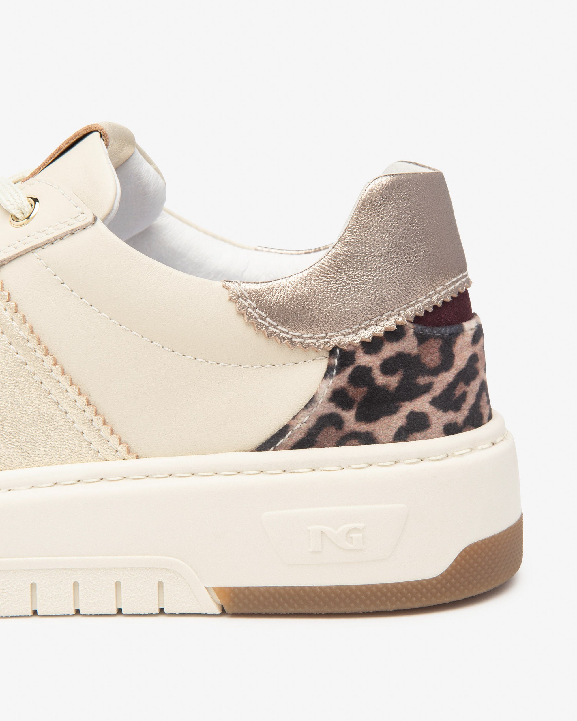  Damen-Sneaker aus Leder, Wildleder und Funktionsmaterialien