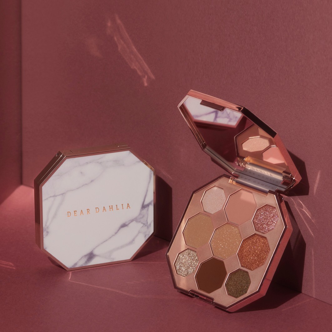 Dear Dahlia Eyeliner Blooming Edition Timeless Bloom kolekcija paleta - 9,8 g
