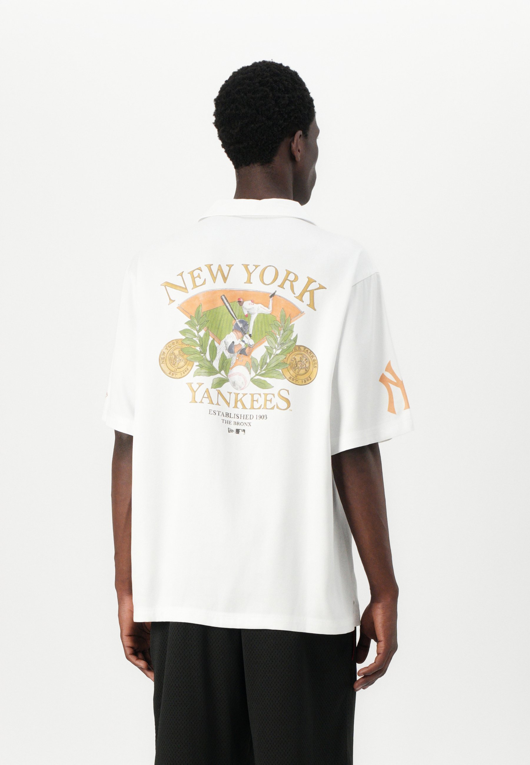Maglietta New Era GRAPHIC REVERE - bianca