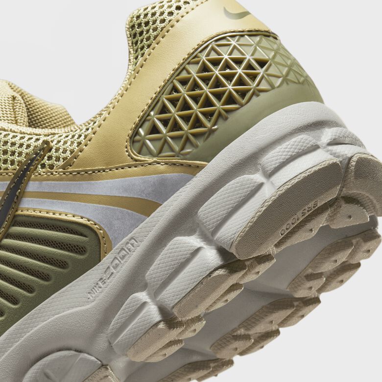 Zoom Volume 5