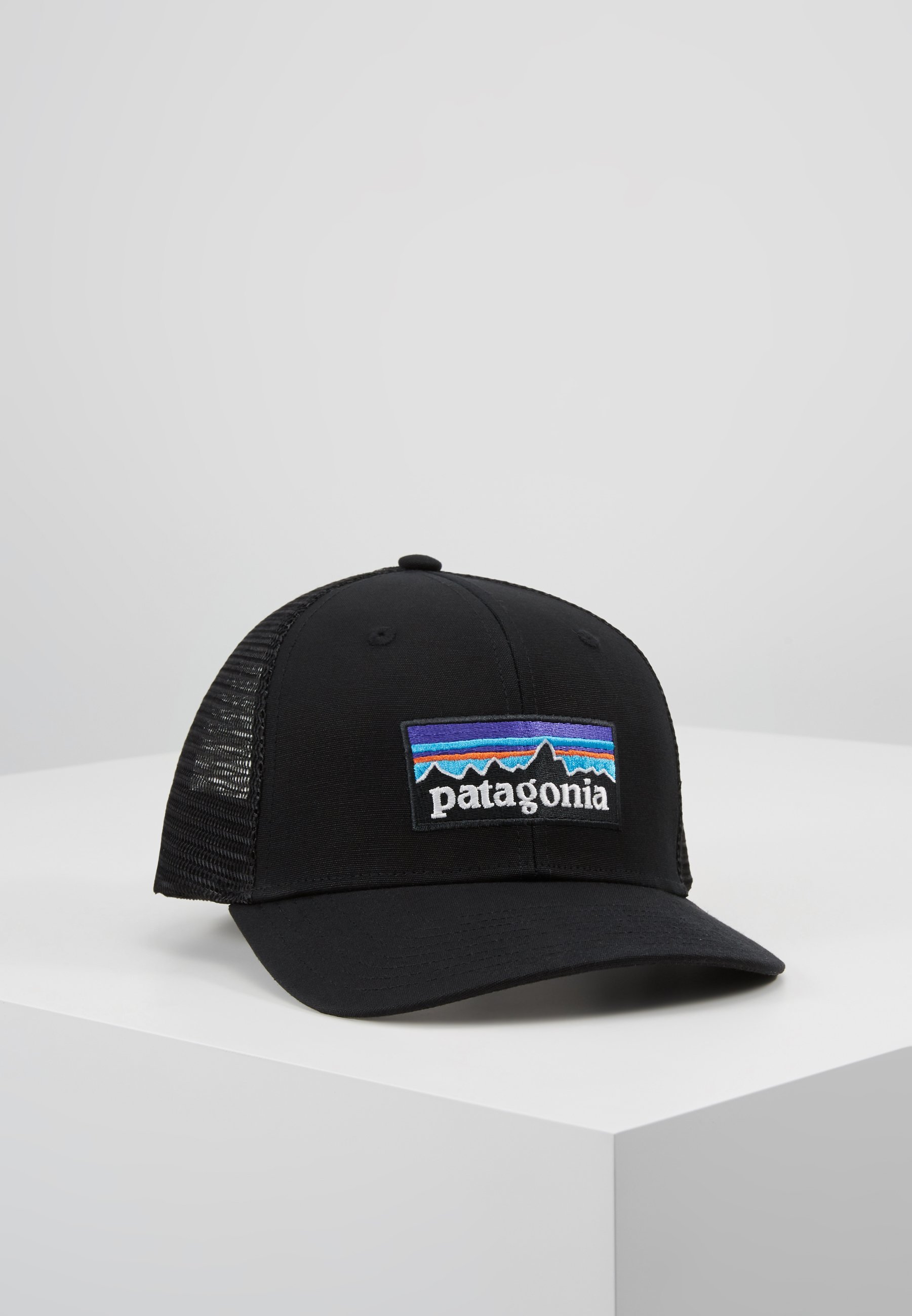 Cappello da camionista Patagonia P-6 LOGO UNISEX - Berretto - nero